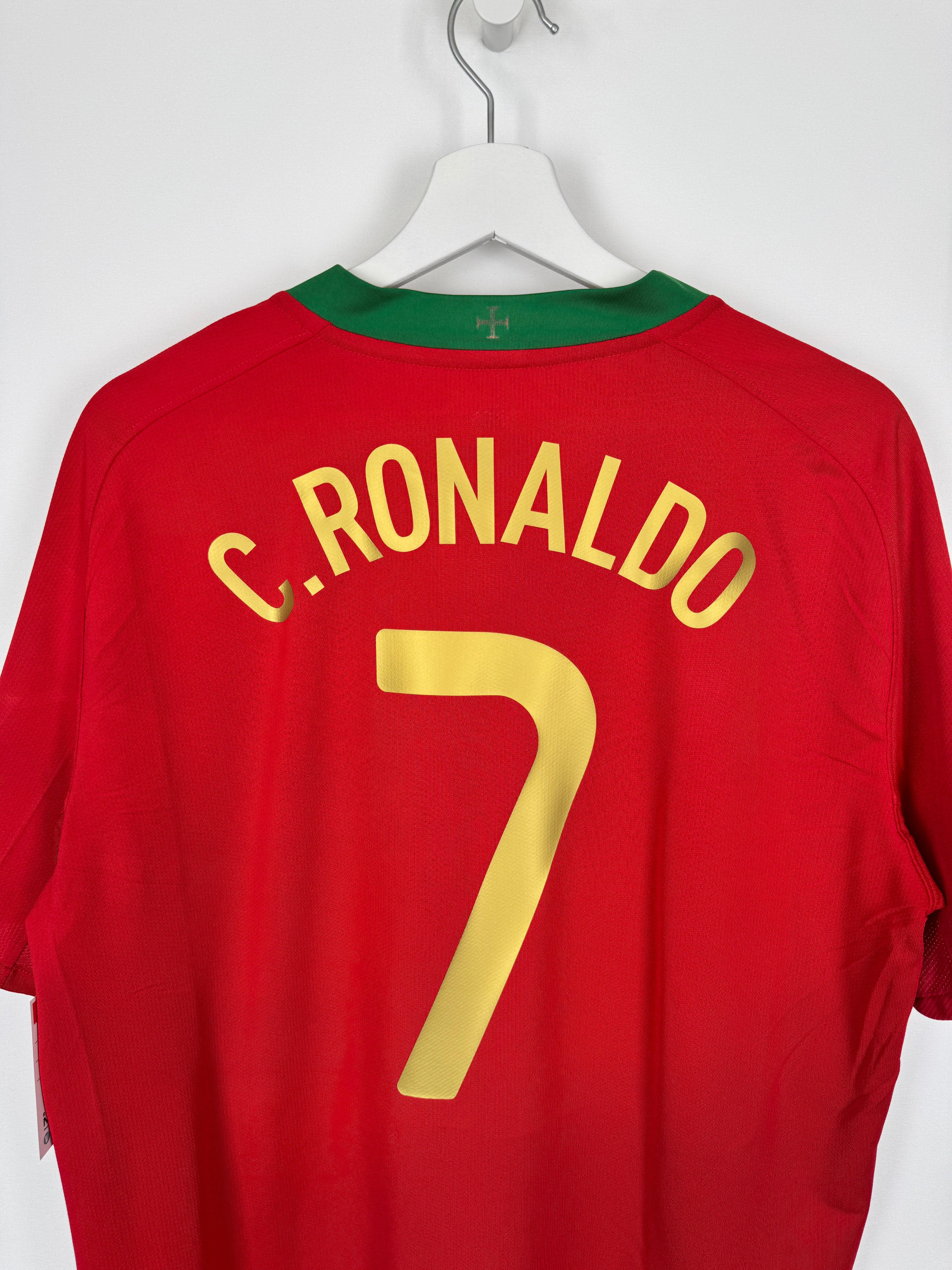PORTUGAL 2008 HOME FOOTBALL JERSEY - C.RONALDO #7 (L)