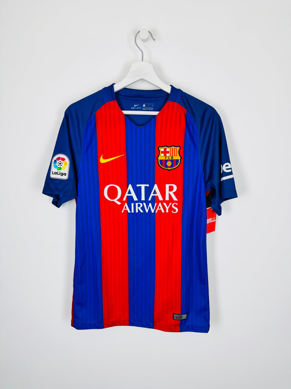 BARCELONA FOOTBALL SHIRT 2016/2017 HOME - NEYMAR JR #10 (S)