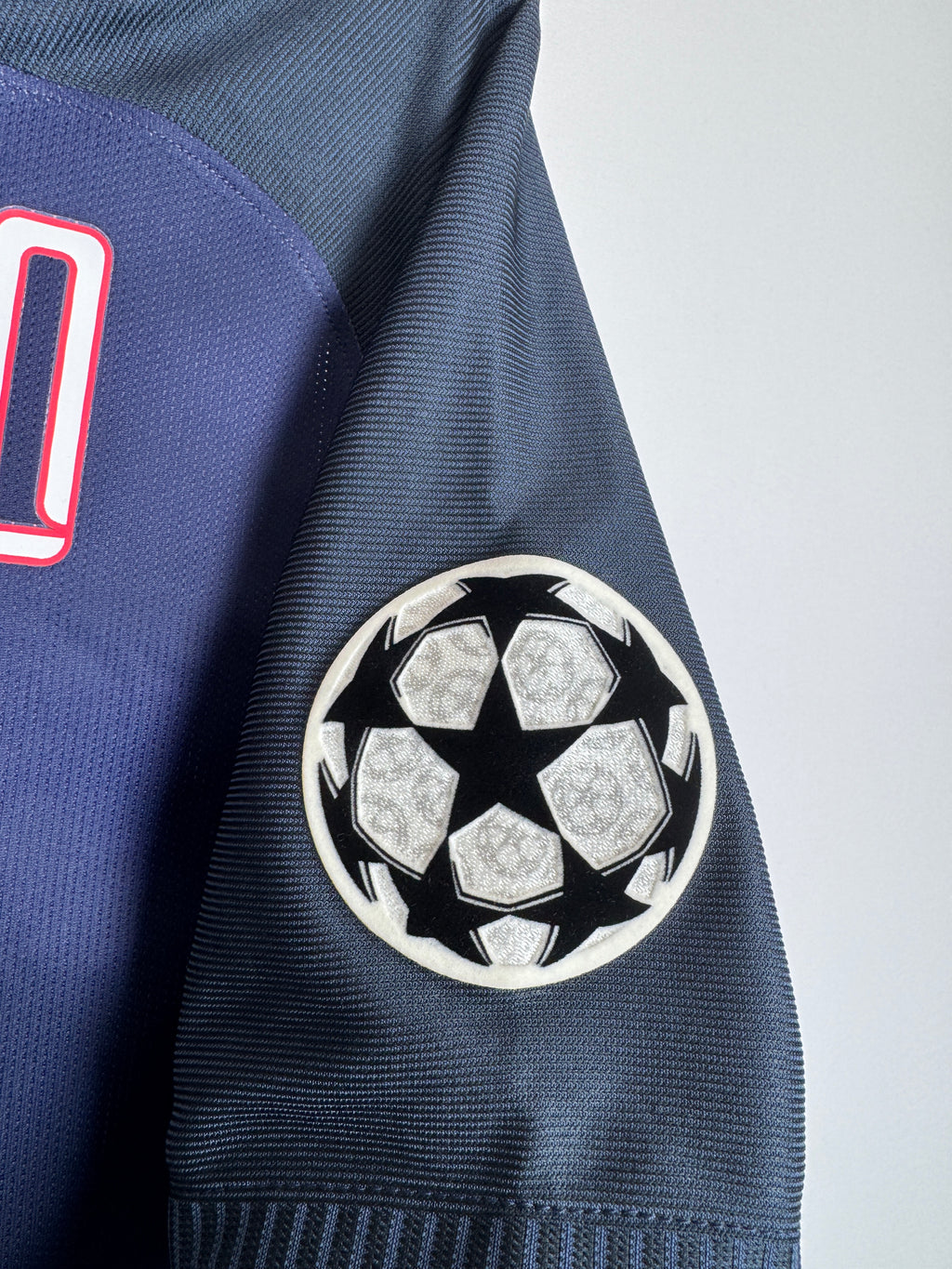 PSG FOOTBALL JERSEY 1997/1998 HOME - NGOTTY #4 (S)