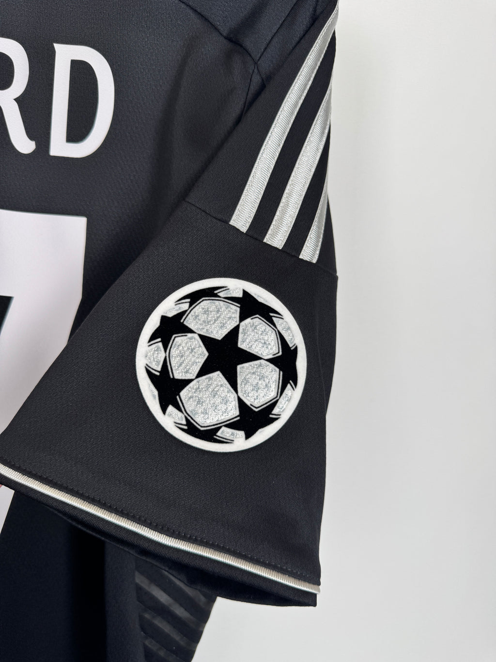 CHELSEA 2013/2014 THIRD FOOTBALL SHIRT - HAZARD #17 (M)