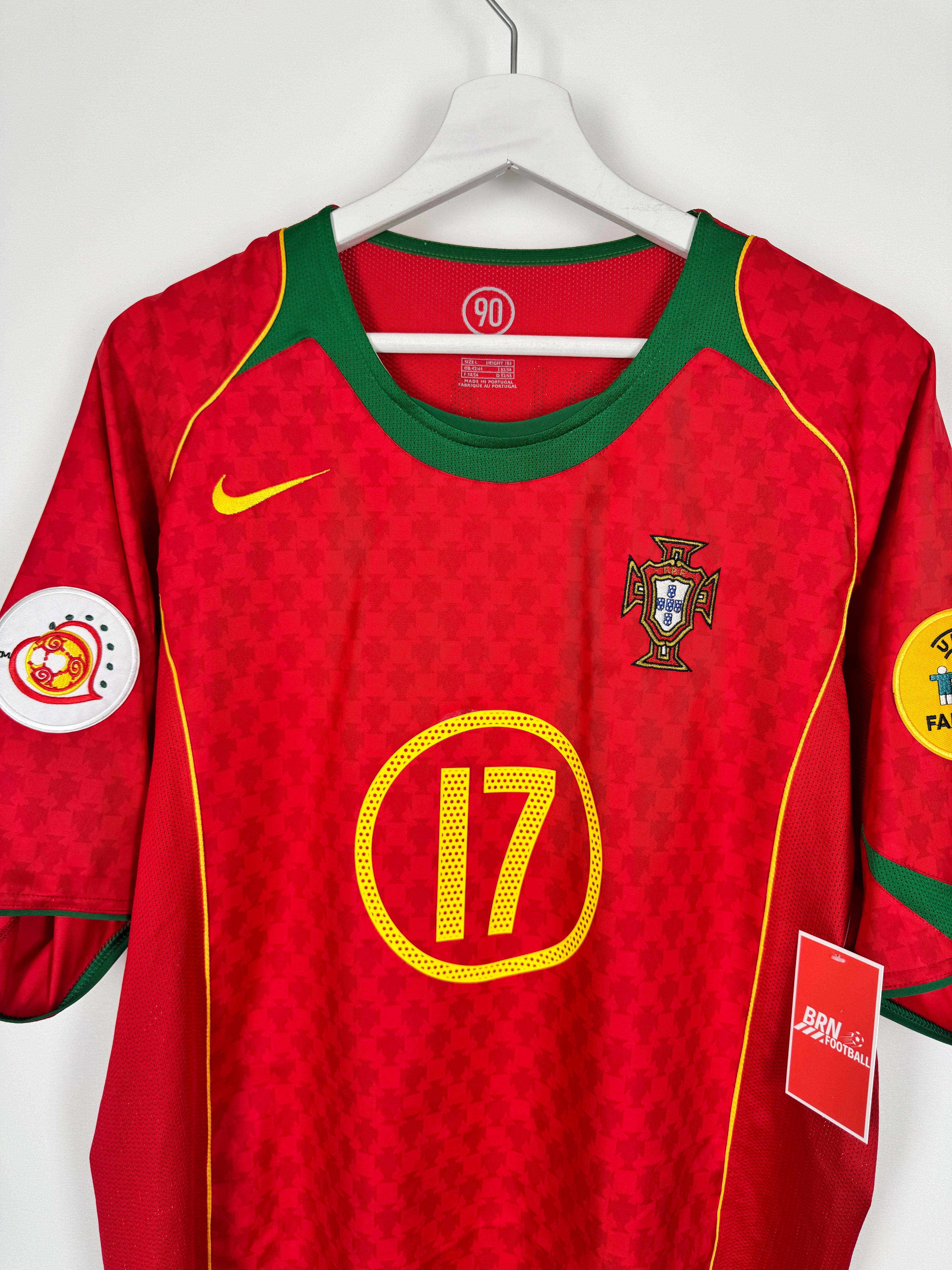 PORTUGAL 2004 HOME FOOTBALL SHIRT - RONALDO #17 (L)