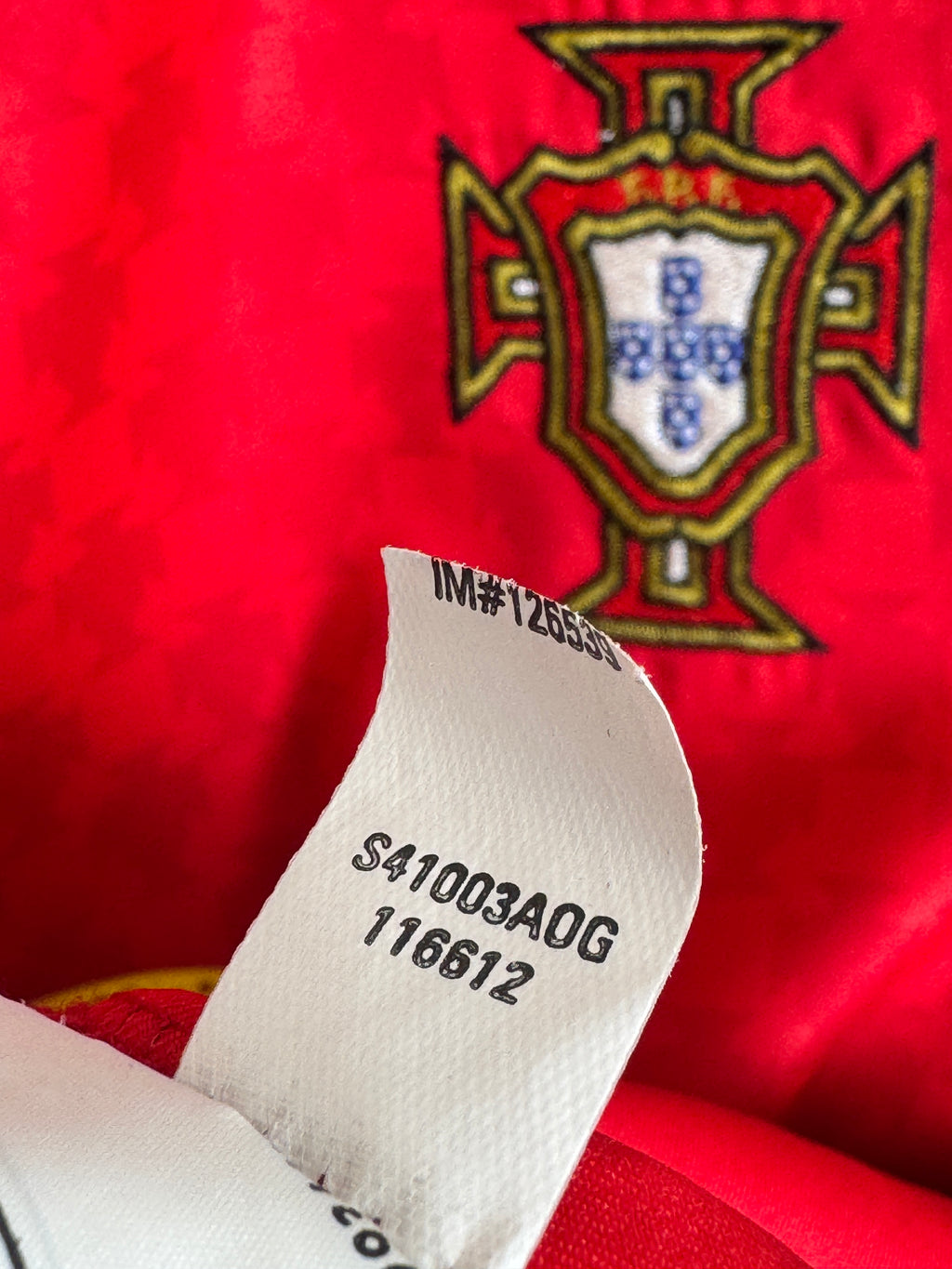 PORTUGAL 2004 HOME FOOTBALL SHIRT - RONALDO #17 (L)