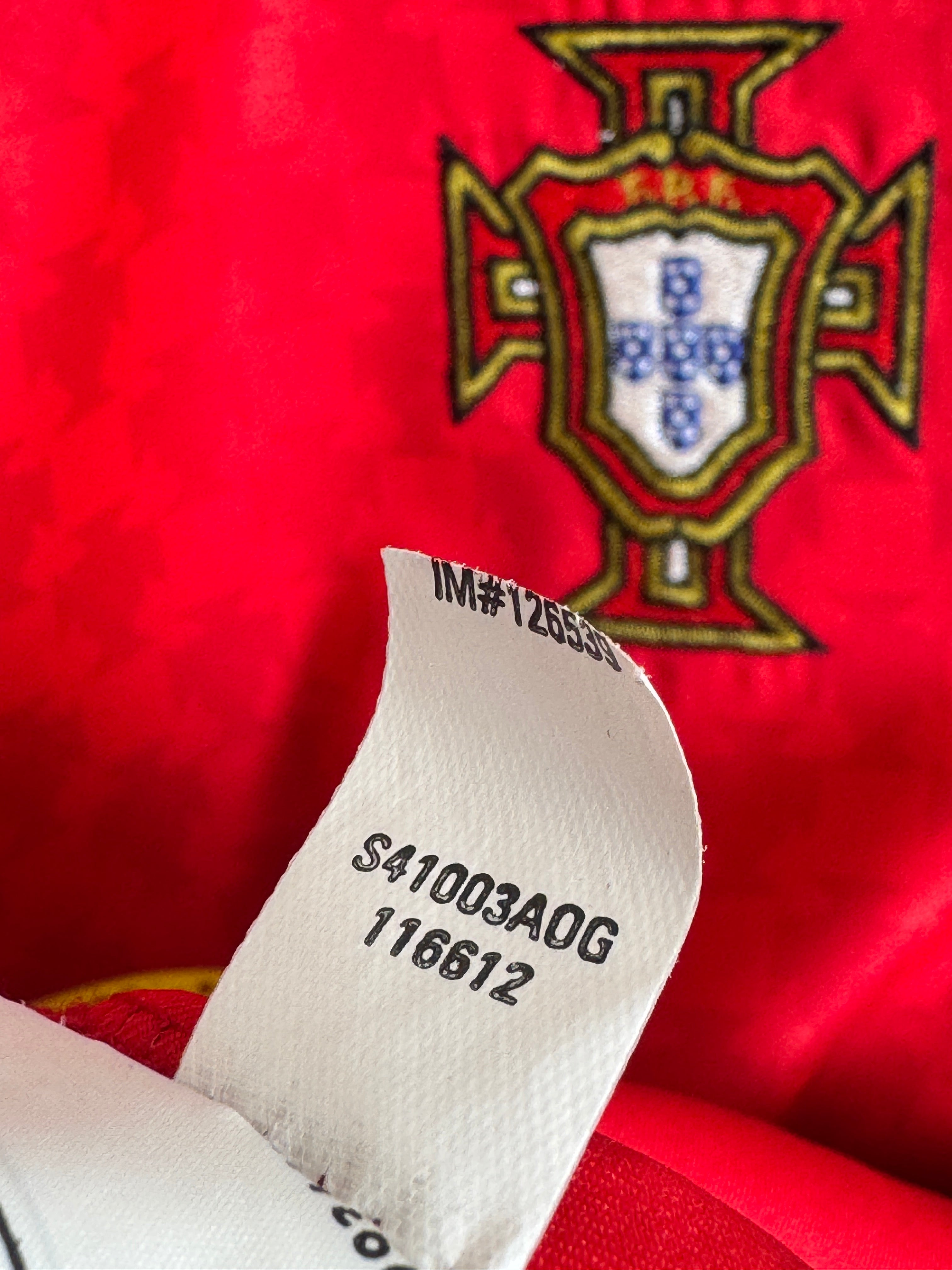 PORTUGAL 2004 HOME FOOTBALL SHIRT - RONALDO #17 (L)