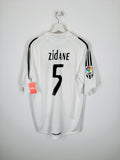 REAL MADRID 2005/2006 HOME FOOTBALL SHIRT - ZIDANE #5 (L)