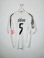 REAL MADRID 2005/2006 HOME FOOTBALL SHIRT - ZIDANE #5 (L)