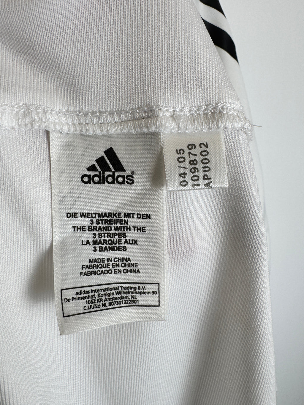 REAL MADRID 2005/2006 HOME FOOTBALL SHIRT - ZIDANE #5 (L)