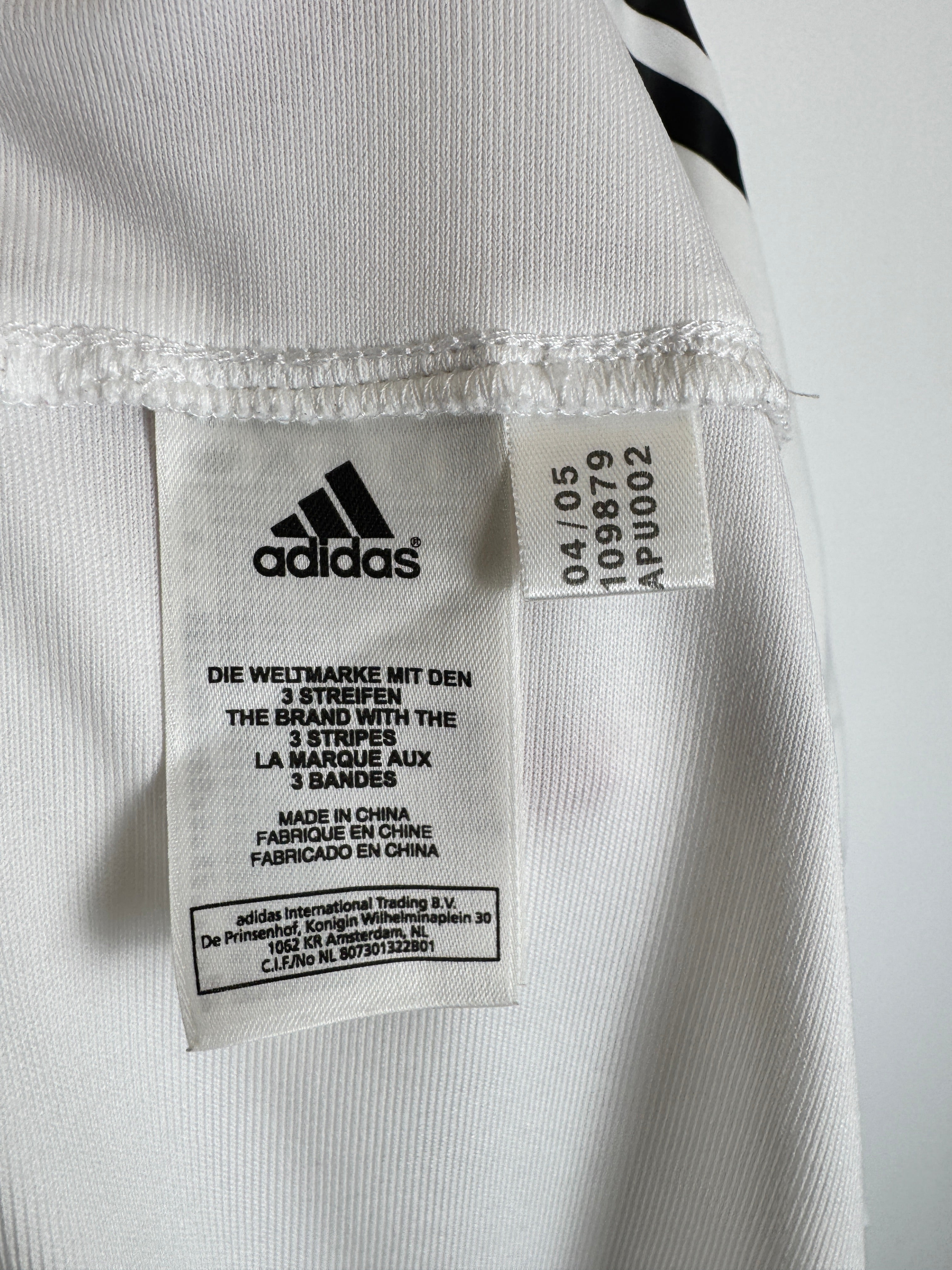 REAL MADRID 2005/2006 HOME FOOTBALL SHIRT - ZIDANE #5 (L)