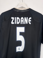 MAILLOT DE FOOTBALL REAL MADRID 2004/2005 EXTÉRIEUR - ZINÉDINE ZIDANE #5 (M)