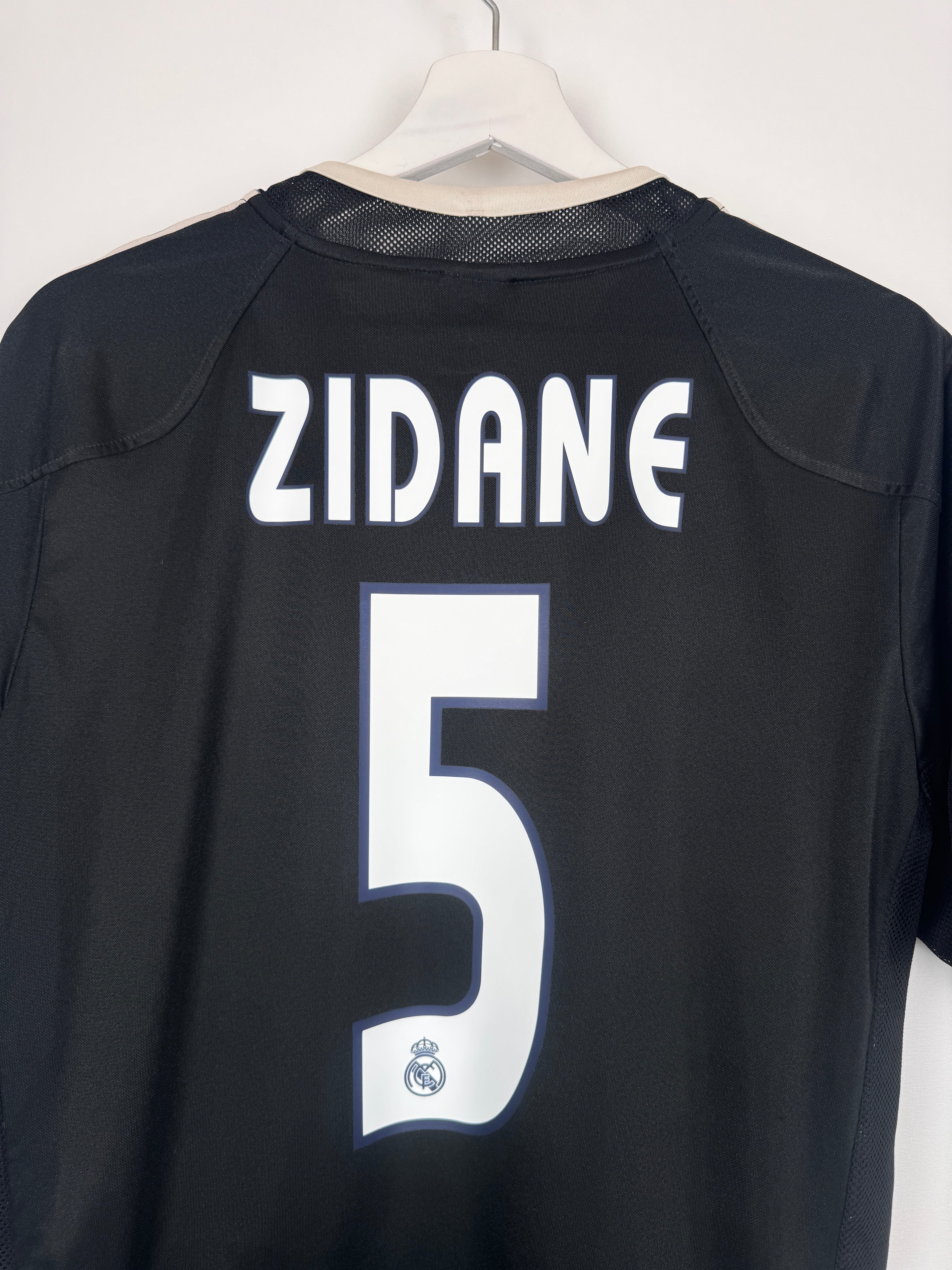 MAILLOT DE FOOTBALL REAL MADRID 2004/2005 EXTÉRIEUR - ZINÉDINE ZIDANE #5 (M)