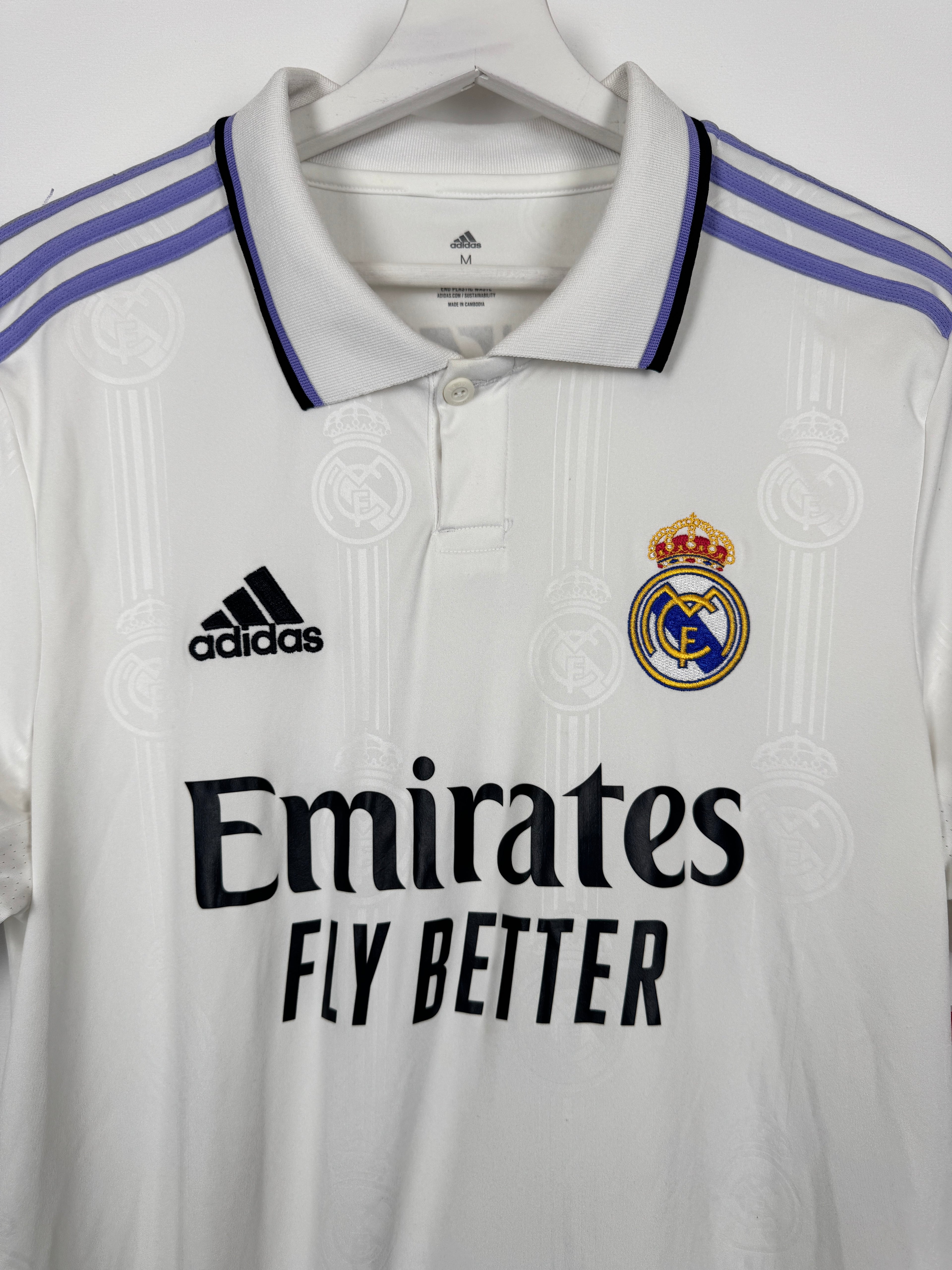 REAL MADRID 2022/2023 HOME FOOTBALL JERSEY - BENZEMA #9 BALLON D'OR (M)