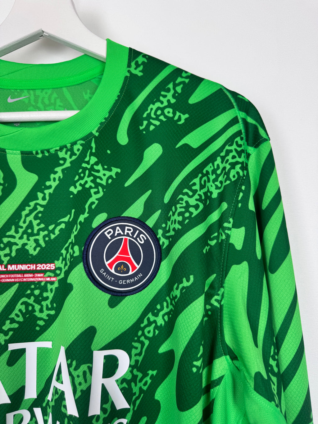 MAILLOT DE FOOTBALL PSG 2024/2025 GARDIEN FINALE MUNICH 2025 - GIANLUIGI DONNARUMMA #1 (L) NEUF