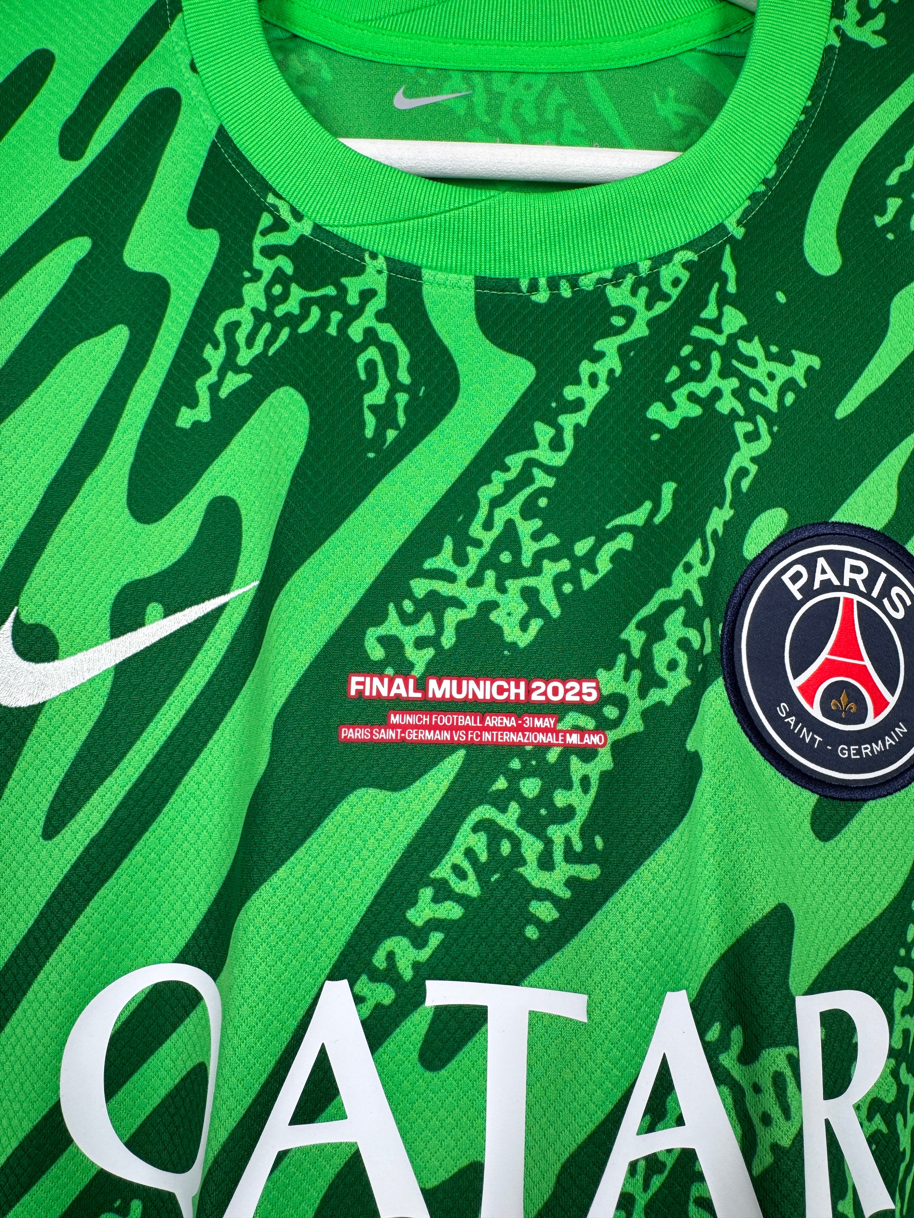 MAILLOT DE FOOTBALL PSG 2024/2025 GARDIEN FINALE MUNICH 2025 - GIANLUIGI DONNARUMMA #1 (L) NEUF