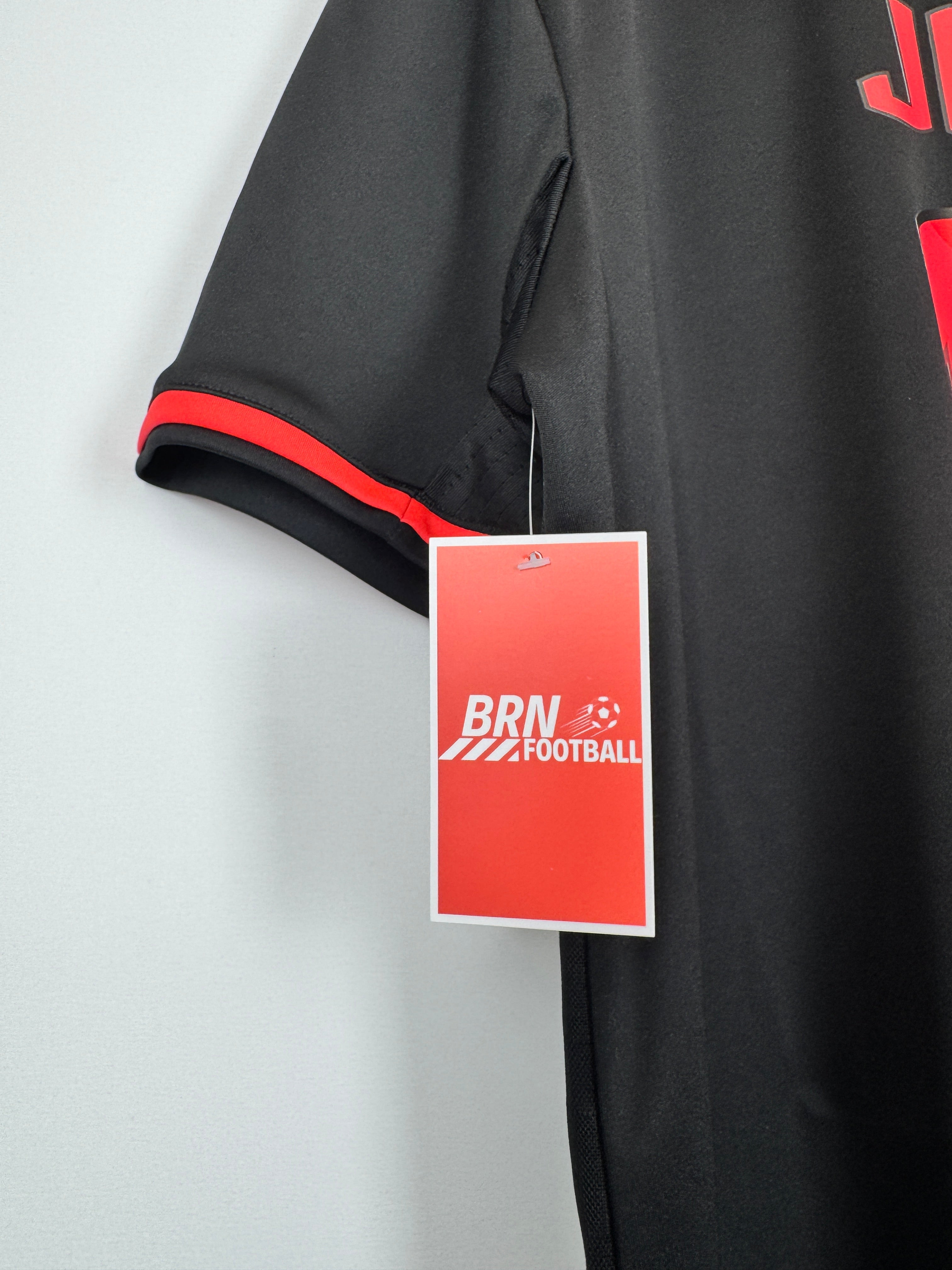 BENFICA AWAY FOOTBALL SHIRT 2016/2017 - JONAS #10 (L)