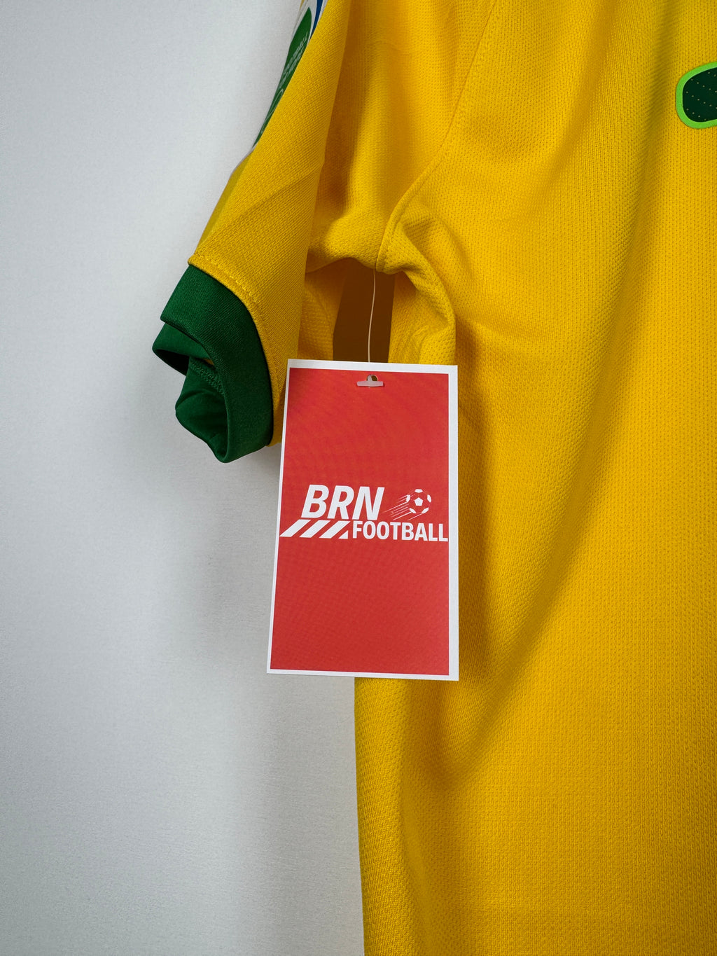 BRAZIL 2014 HOME FOOTBALL SHIRT - NEYMAR JR #10 (M)