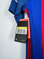 BARCELONA FOOTBALL SHIRT 2016/2017 HOME NEW - MESSI #10 (S)