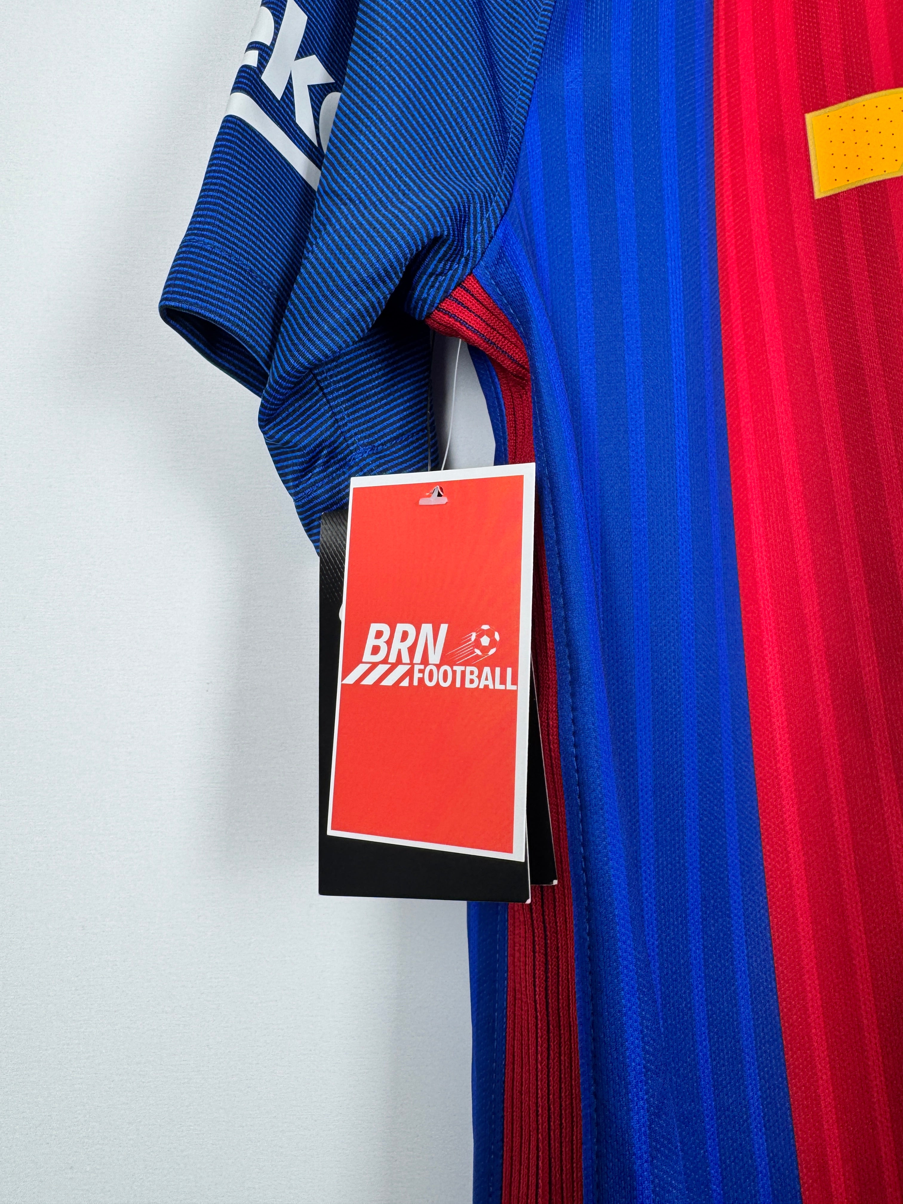 BARCELONA FOOTBALL SHIRT 2016/2017 HOME NEW - MESSI #10 (S)