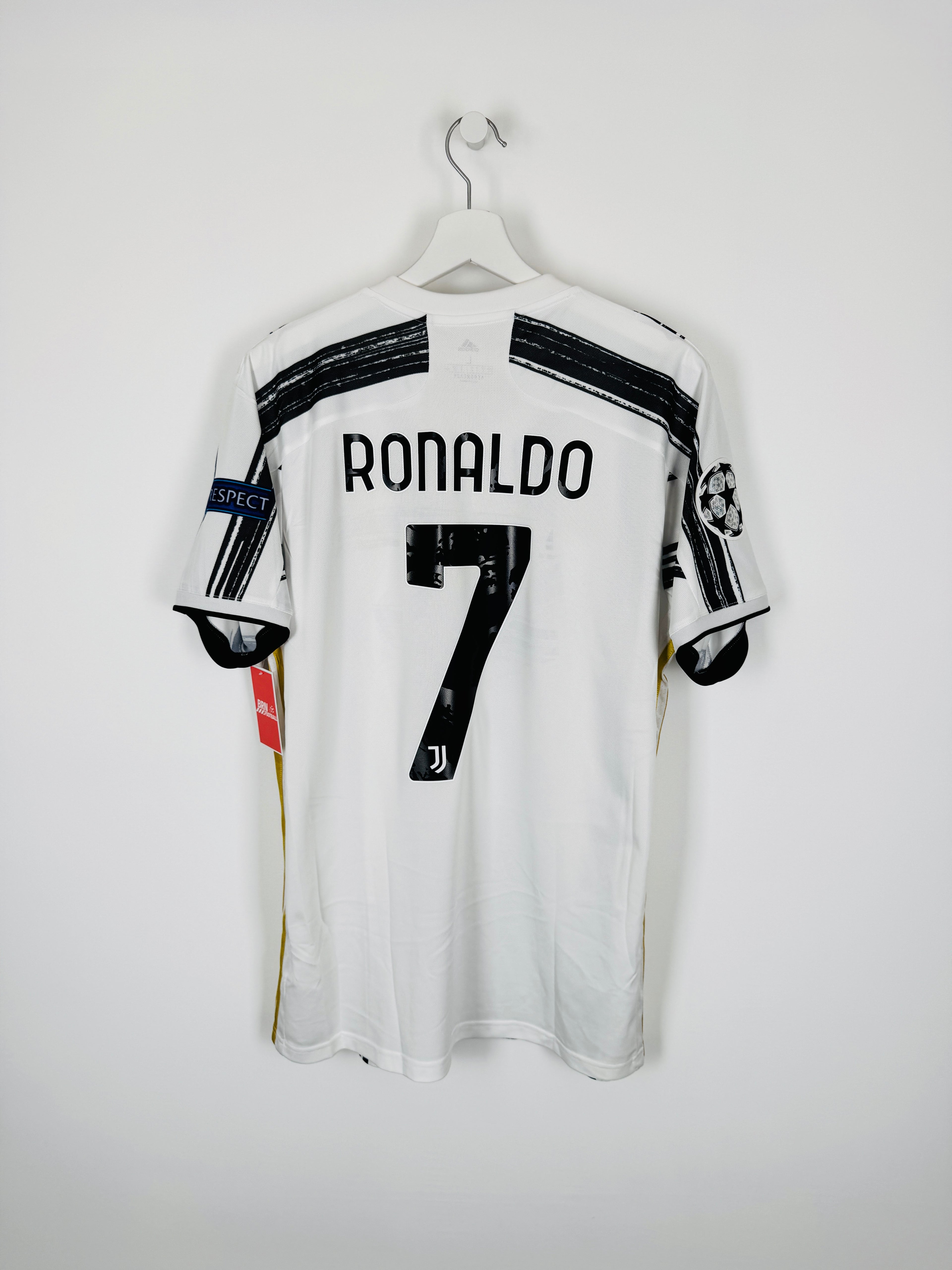 JUVENTUS HOME FOOTBALL SHIRT 2020/2021 - RONALDO #7 (L)