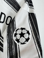 JUVENTUS HOME FOOTBALL SHIRT 2020/2021 - RONALDO #7 (L)