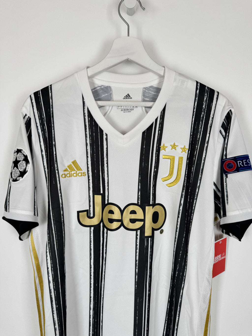 JUVENTUS HOME FOOTBALL SHIRT 2020/2021 - RONALDO #7 (L)