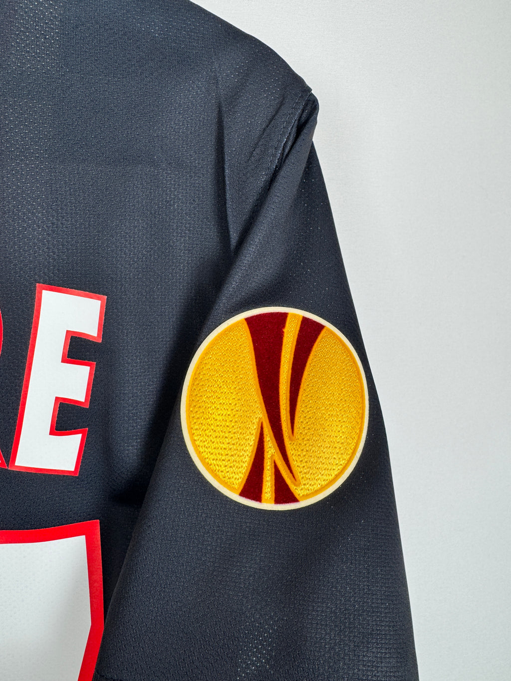 PSG 2011/2012 HOME FOOTBALL JERSEY - PASTORE #27 (S)