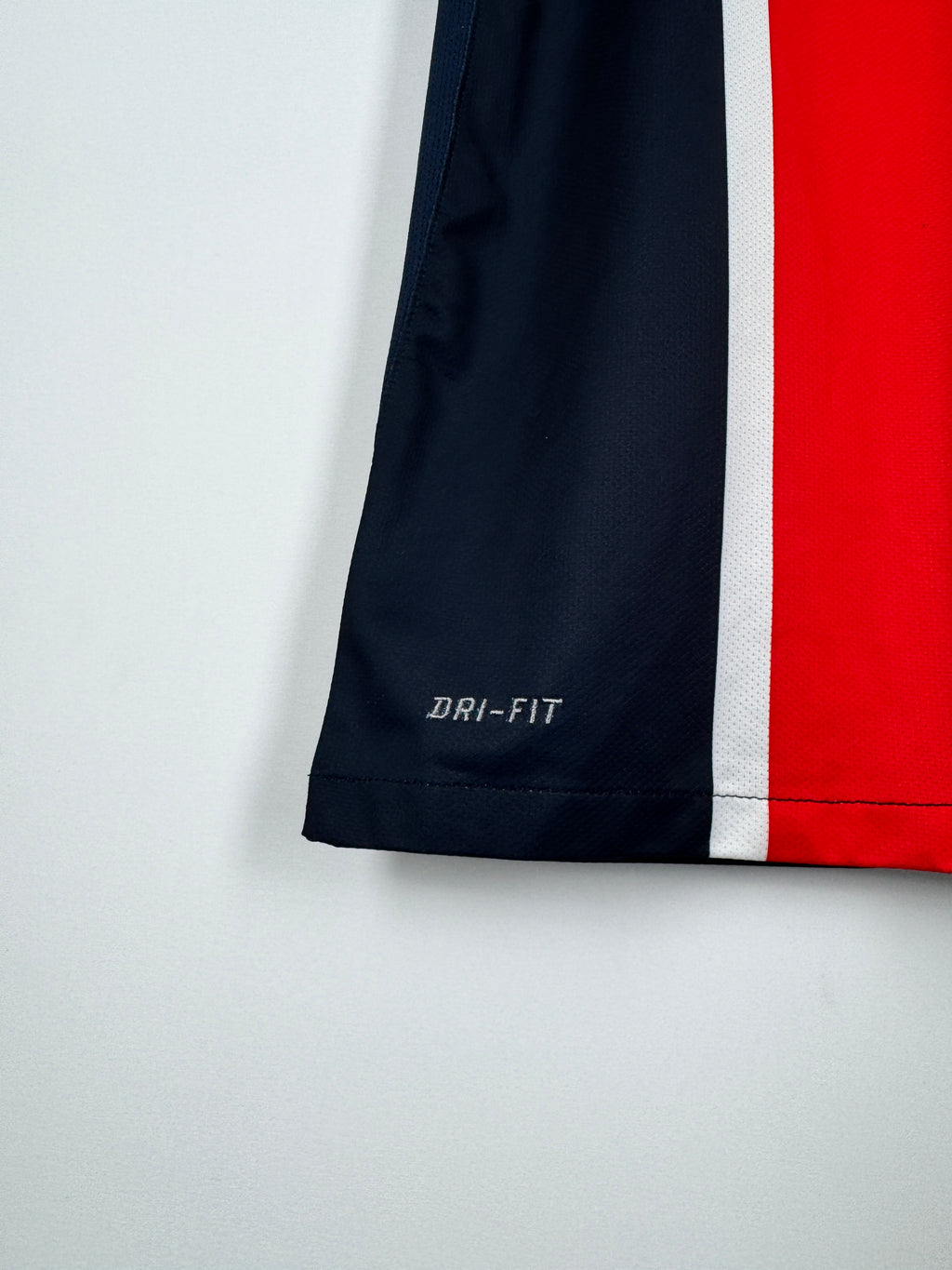 PSG 2011/2012 HOME FOOTBALL JERSEY - PASTORE #27 (S)