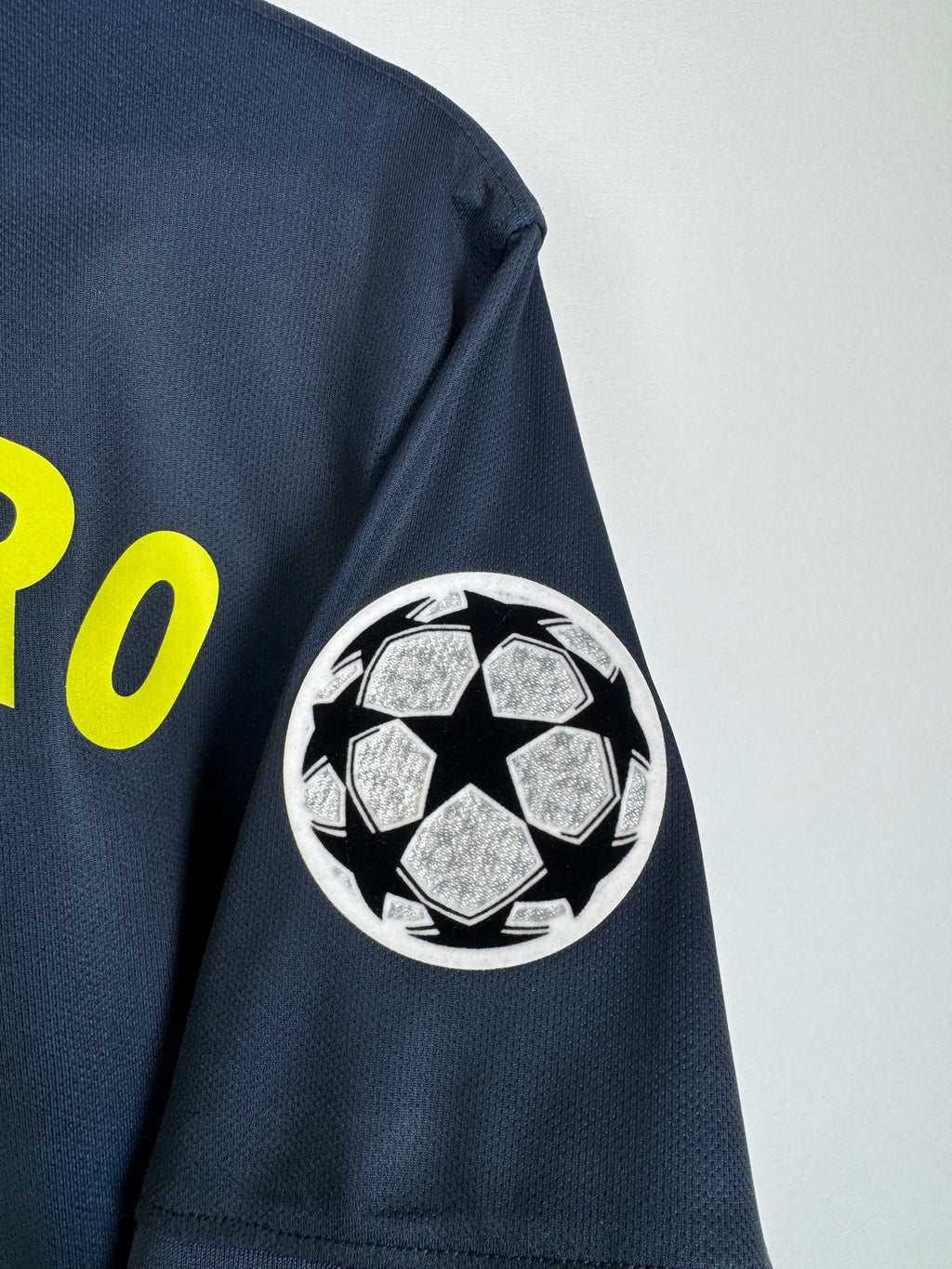 MANCHESTER CITY FOOTBALL JERSEY 2014/2015 AWAY - KUN AGUERO #16 (S)