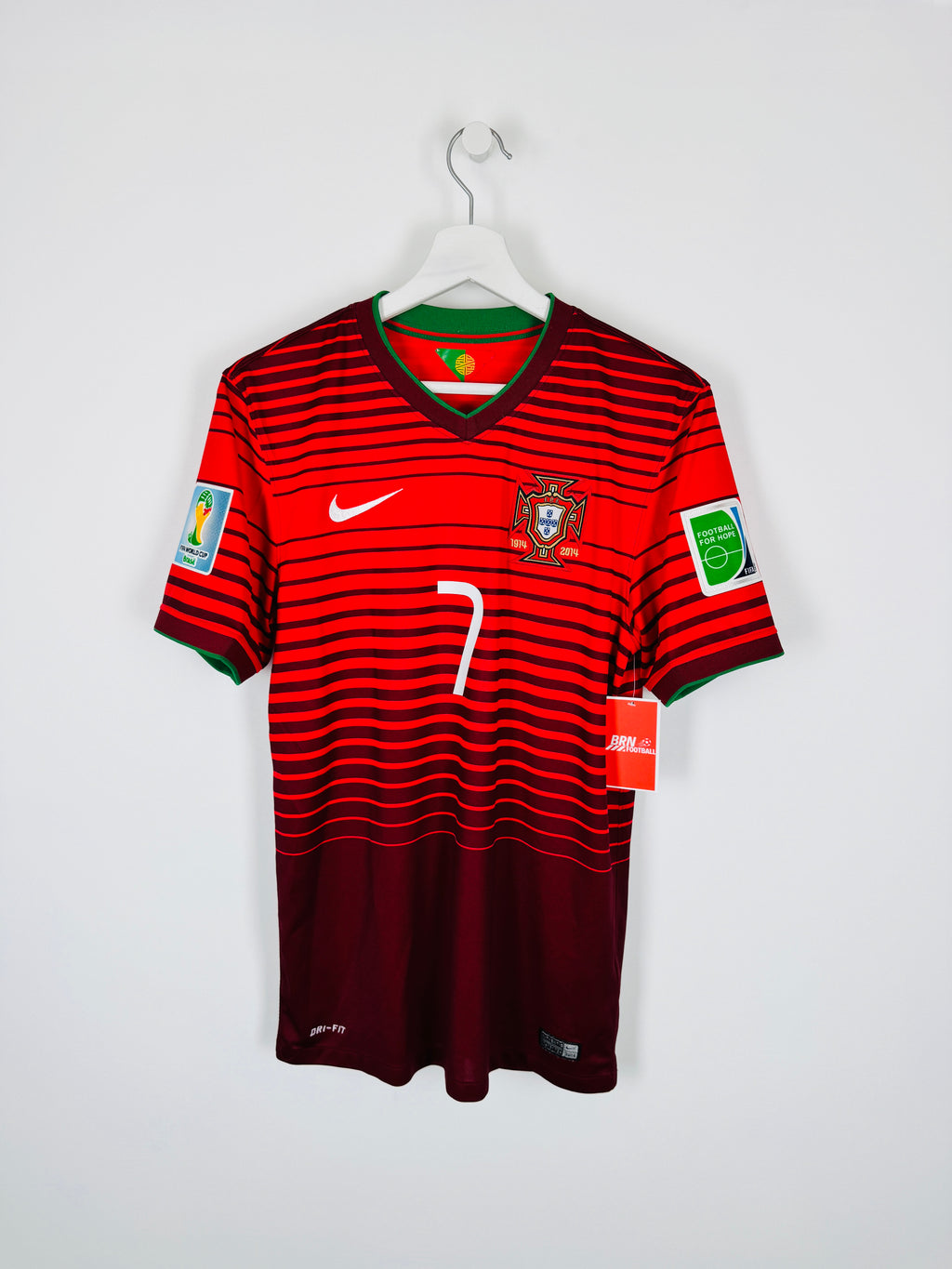 PORTUGAL 2014 HOME FOOTBALL SHIRT - RONALDO #7 (S)
