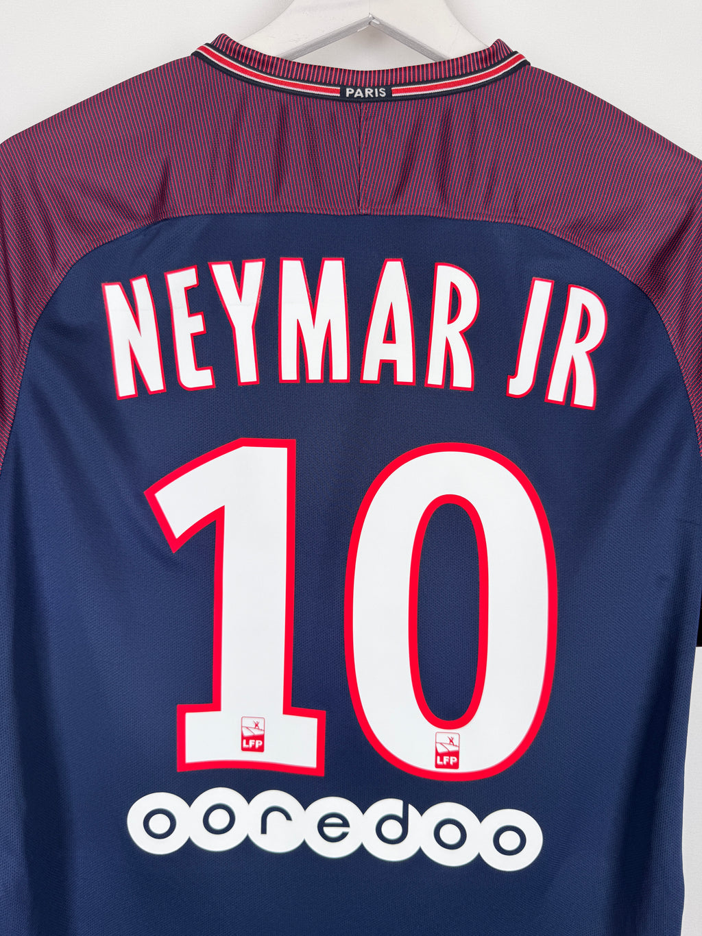 MAILLOT DE FOOTBALL PSG 2017/2018 DOMICILE - NEYMAR JR (M)