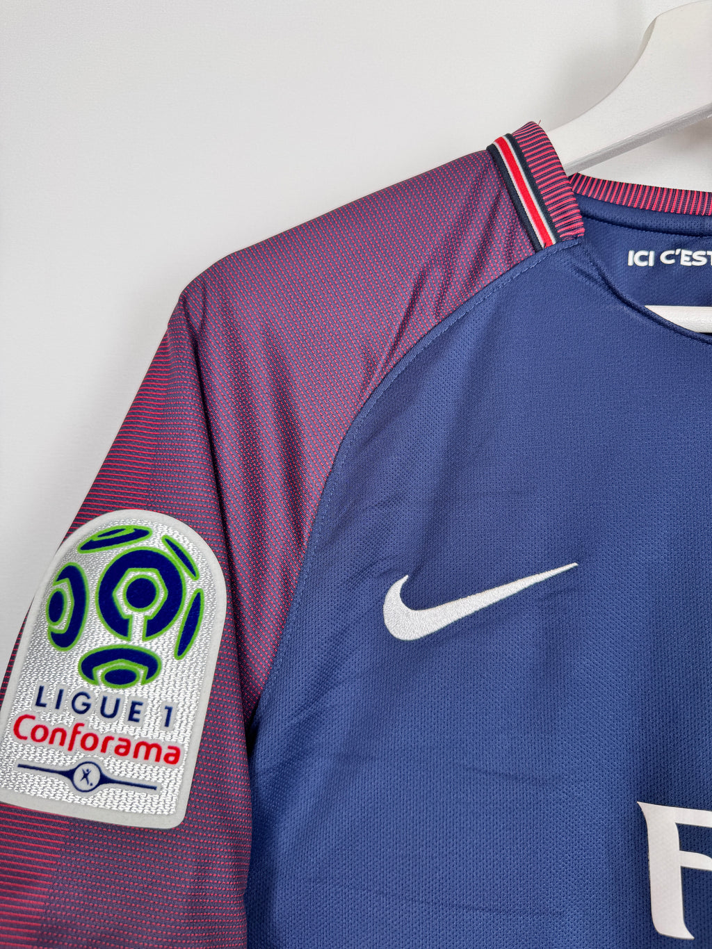 MAILLOT DE FOOTBALL PSG 2017/2018 DOMICILE - NEYMAR JR (M)
