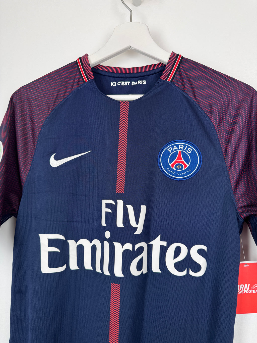 MAILLOT DE FOOTBALL PSG 2017/2018 DOMICILE - NEYMAR JR (M)