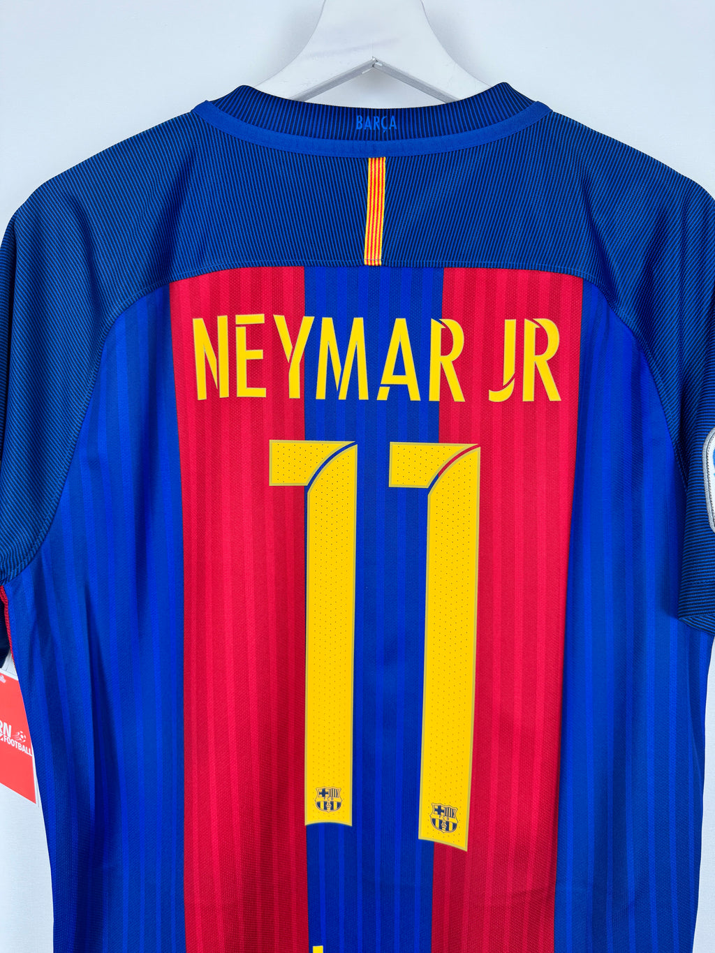 BARCELONA 2016/2017 HOME FOOTBALL JERSEY - NEYMAR JR #11 (M)