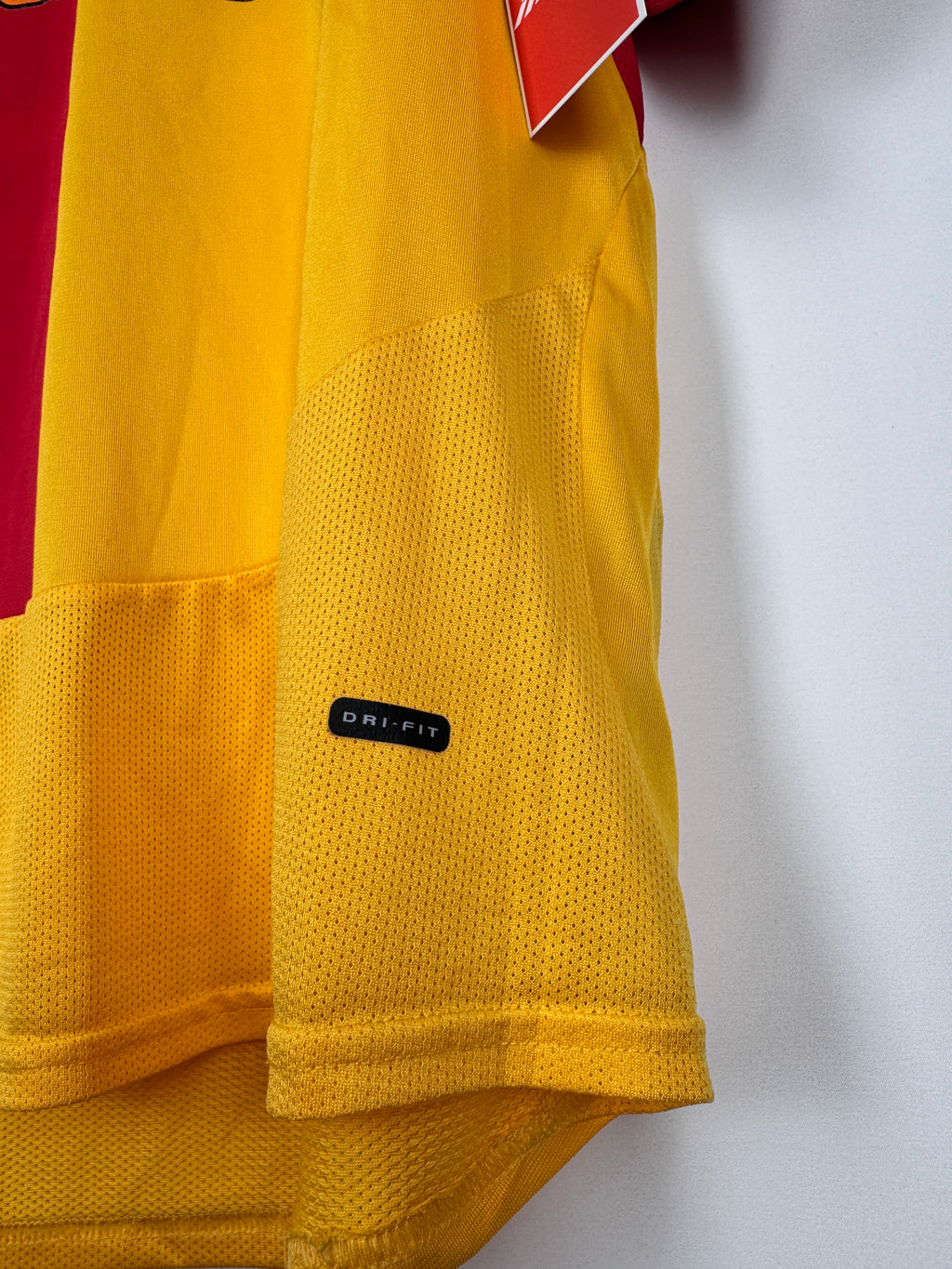 PSG FOOTBALL JERSEY 1997/1998 HOME - NGOTTY #4 (S)