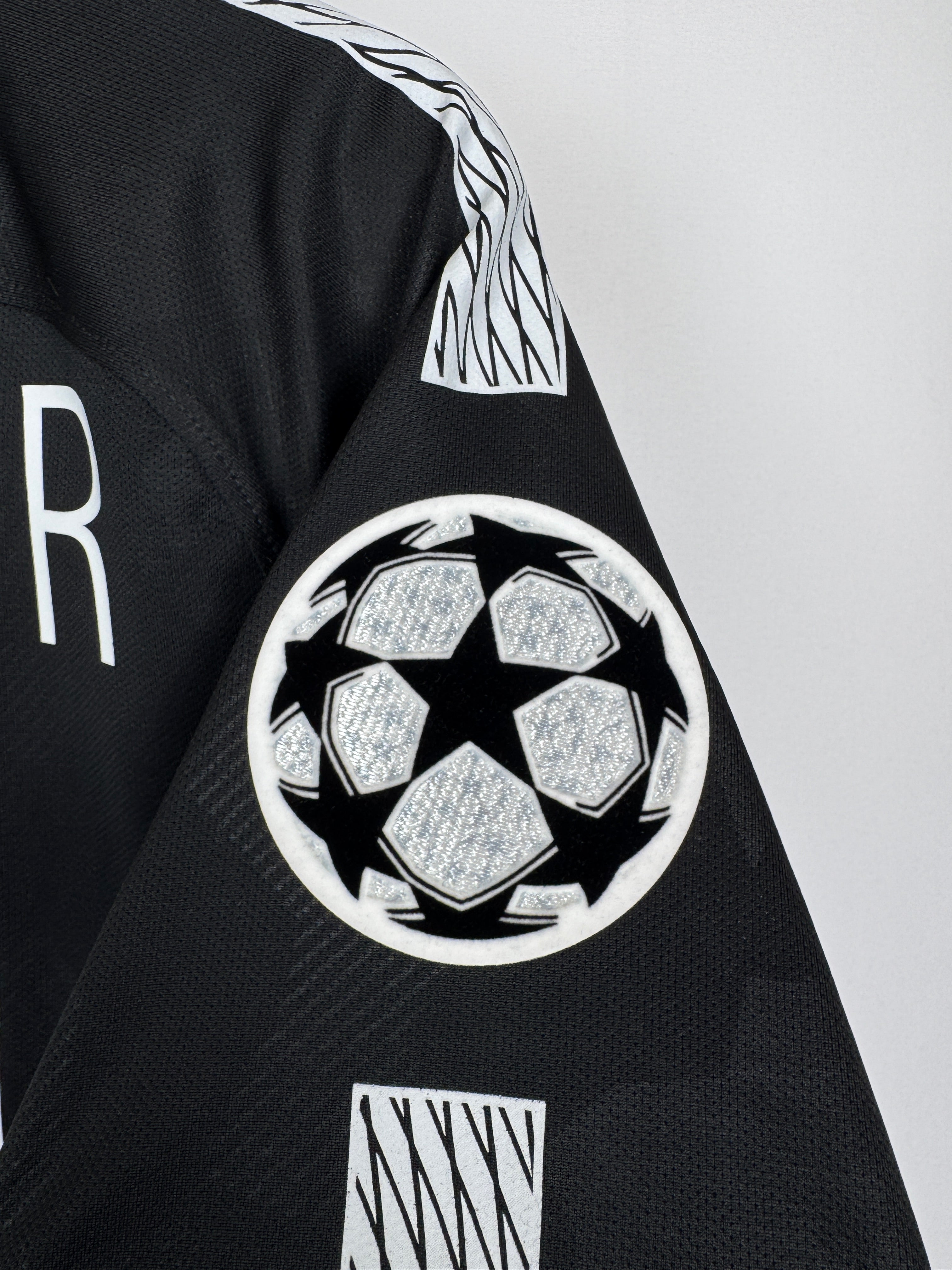 PSG FOOTBALL JERSEY 1997/1998 HOME - NGOTTY #4 (S)