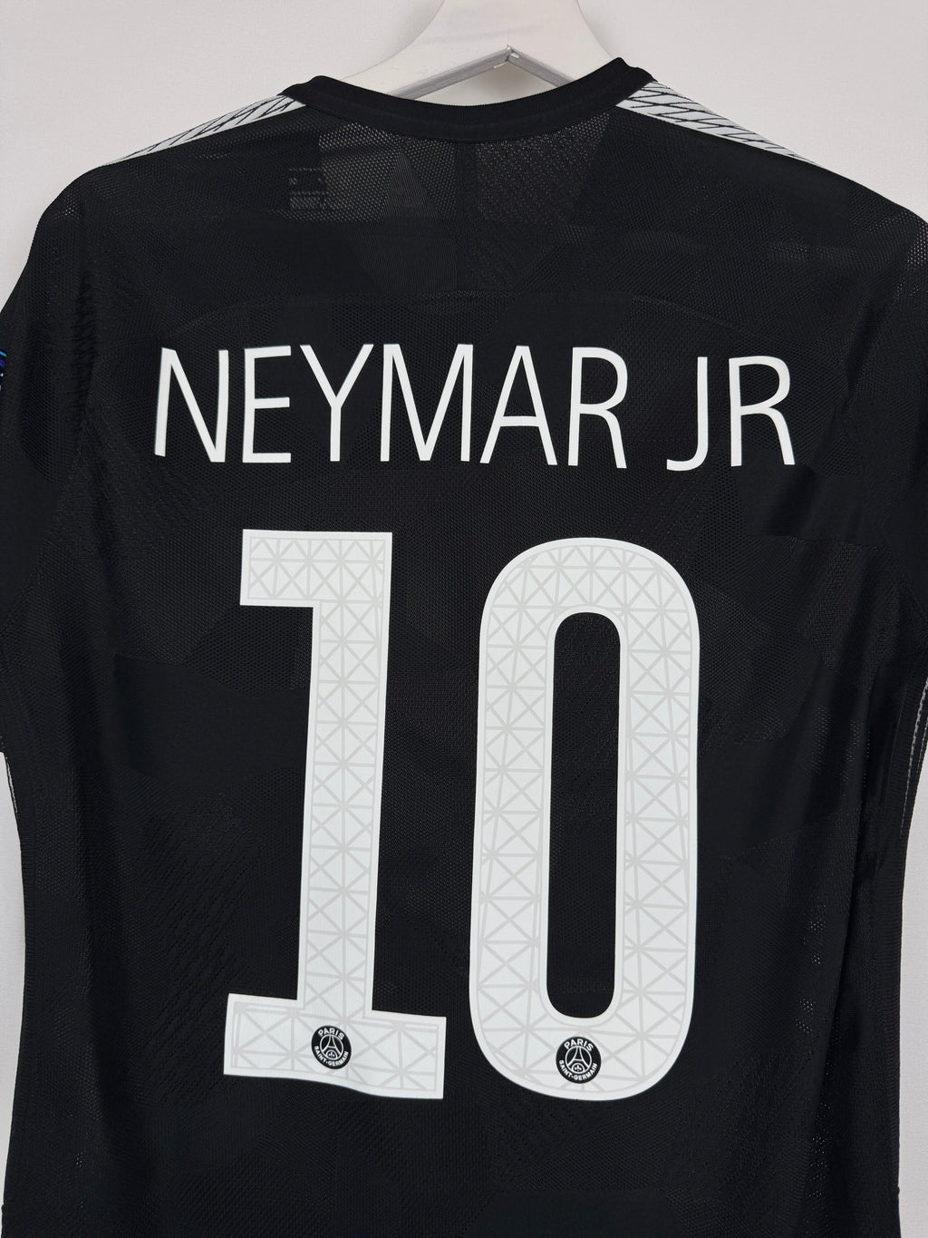 PSG FOOTBALL JERSEY 1997/1998 HOME - NGOTTY #4 (S)