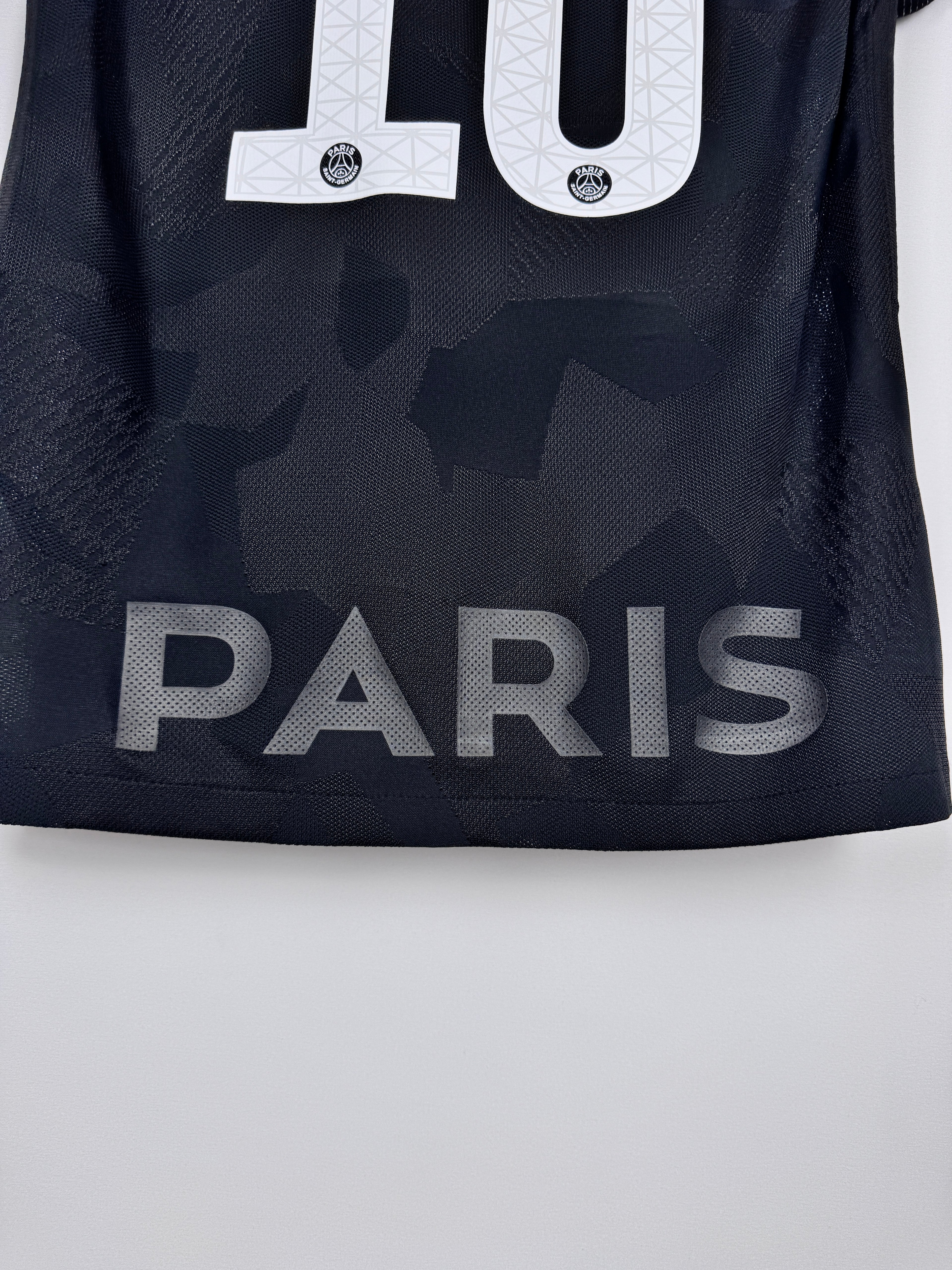 PSG FOOTBALL JERSEY 1997/1998 HOME - NGOTTY #4 (S)