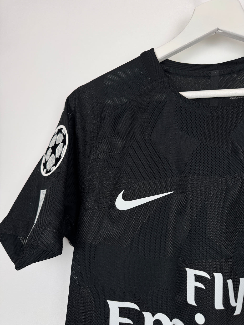 PSG FOOTBALL JERSEY 1997/1998 HOME - NGOTTY #4 (S)