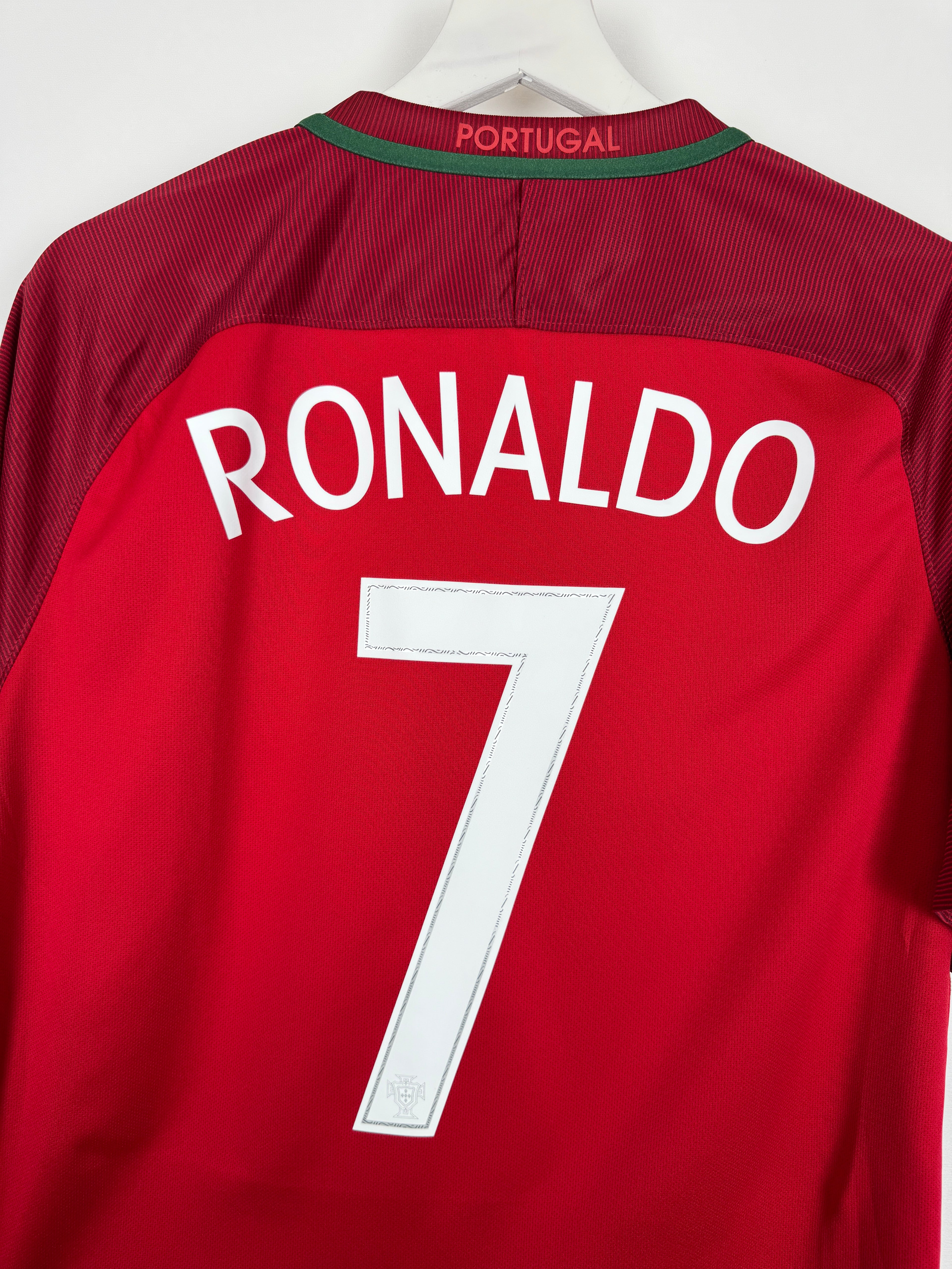 PORTUGAL 2016 HOME FOOTBALL JERSEY - RONALDO #7 (M)