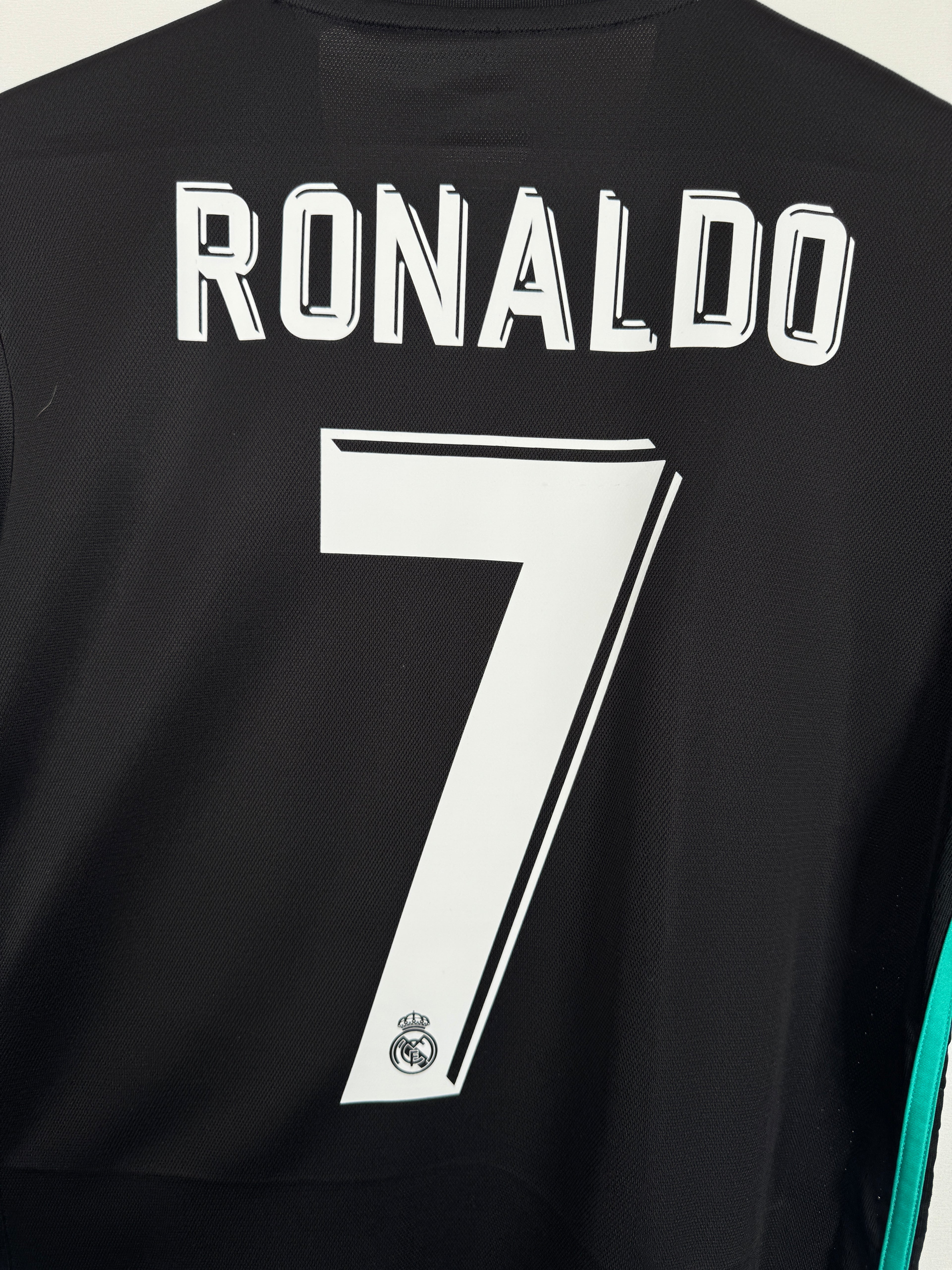 REAL MADRID FOOTBALL JERSEY 2017/2018 AWAY - RONALDO #7 (S)