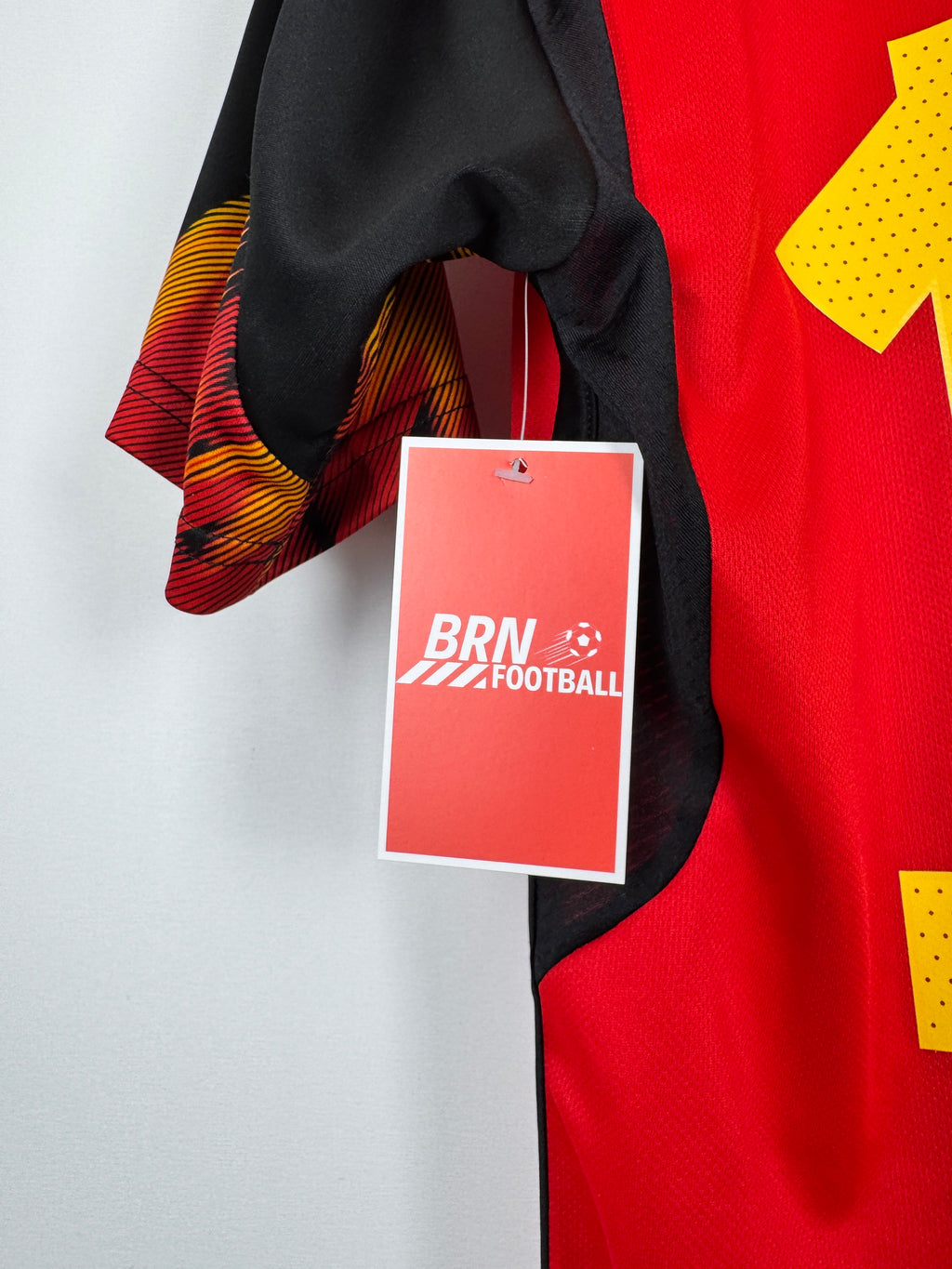 BELGIUM 2022 HOME FOOTBALL JERSEY - E.HAZARD #10 (L)