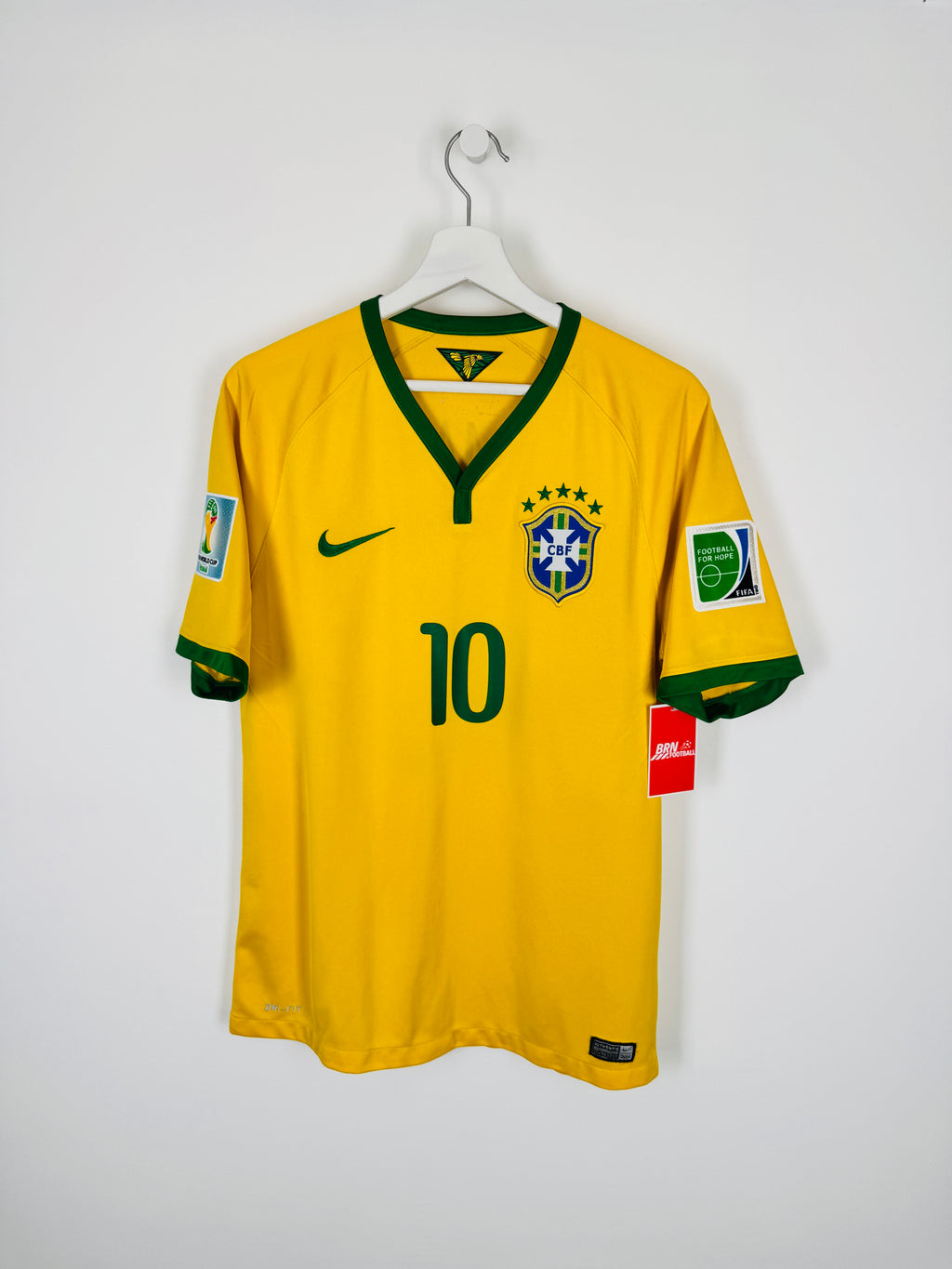 BRAZIL 2014 HOME FOOTBALL SHIRT - NEYMAR JR #10 (M)