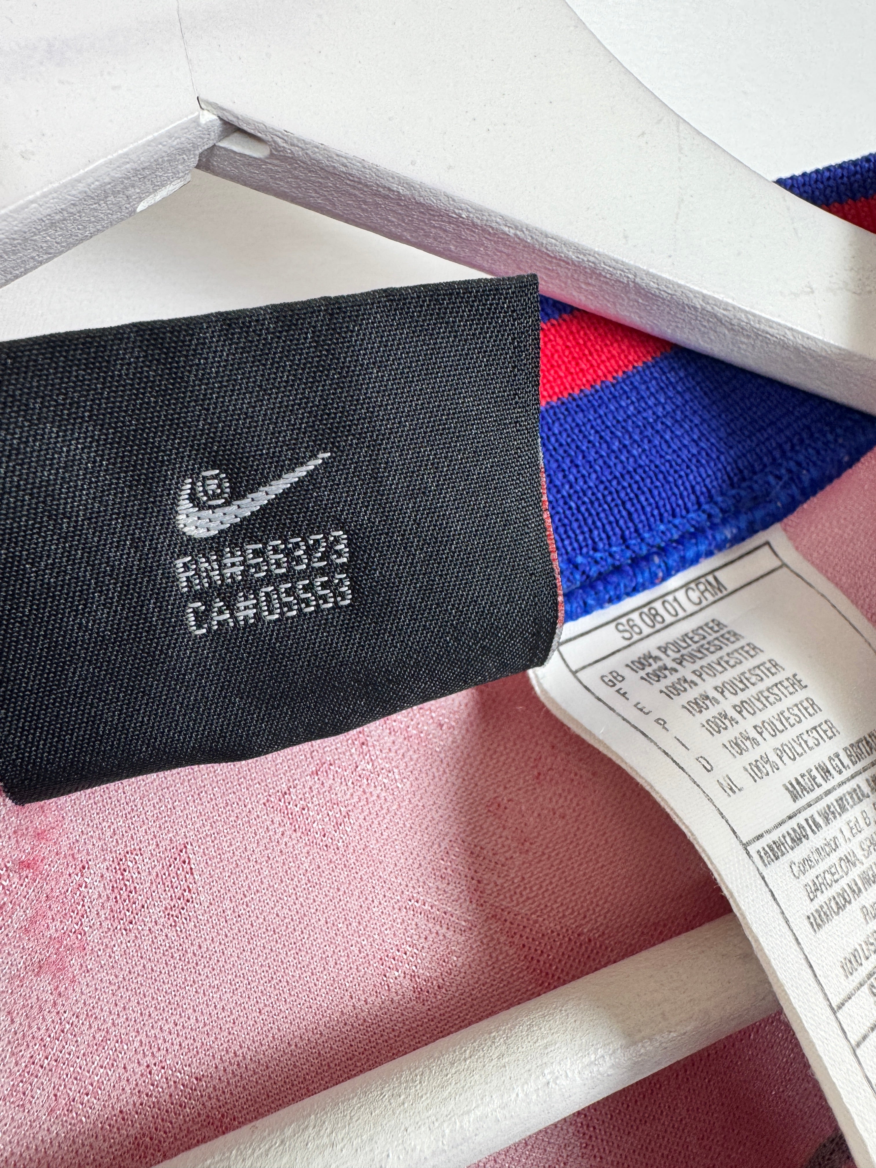 PSG FOOTBALL SHIRT 1995/1996 HOME - MAY 8, 1996 (XL)