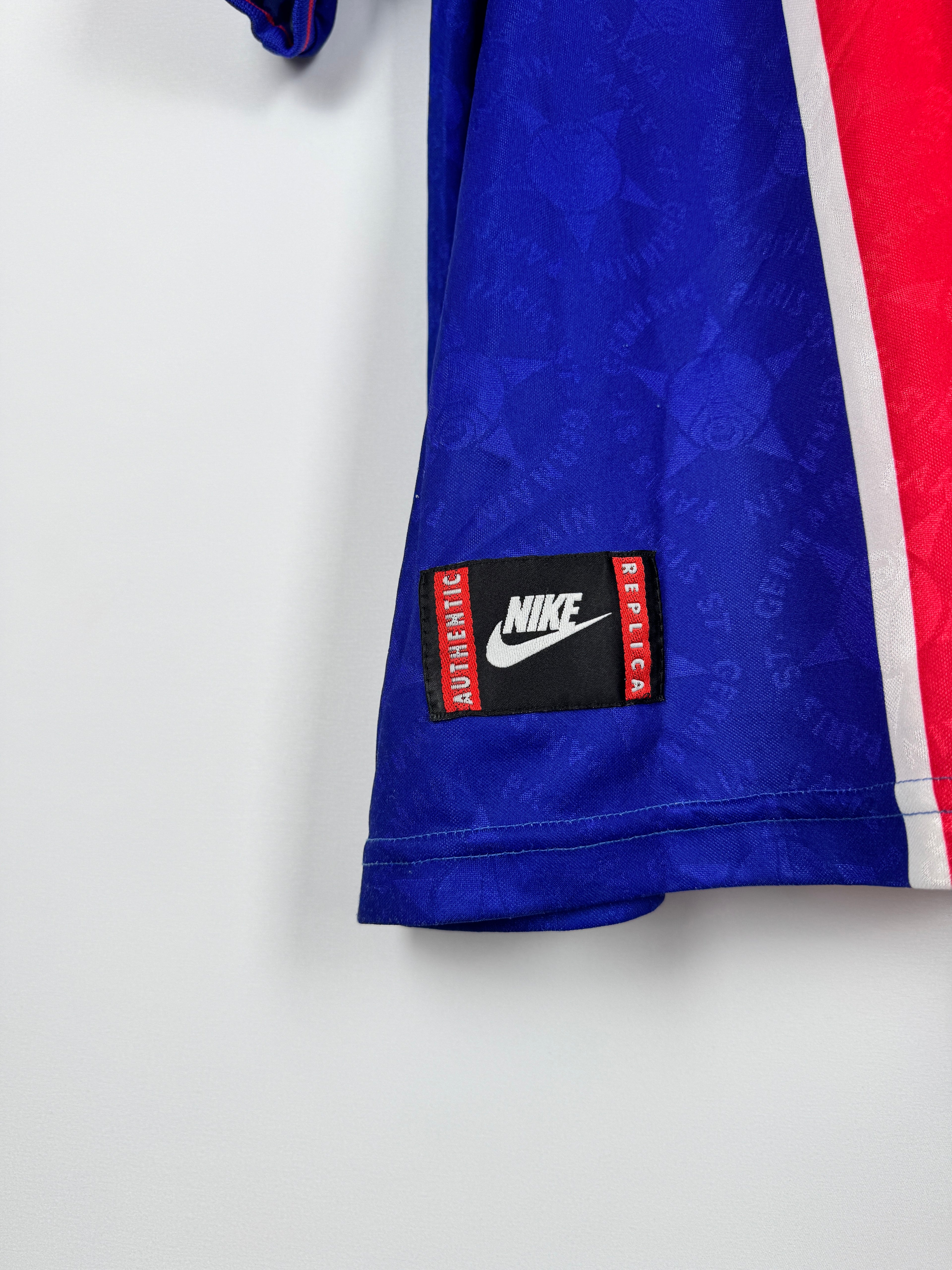 PSG FOOTBALL SHIRT 1995/1996 HOME - MAY 8, 1996 (XL)