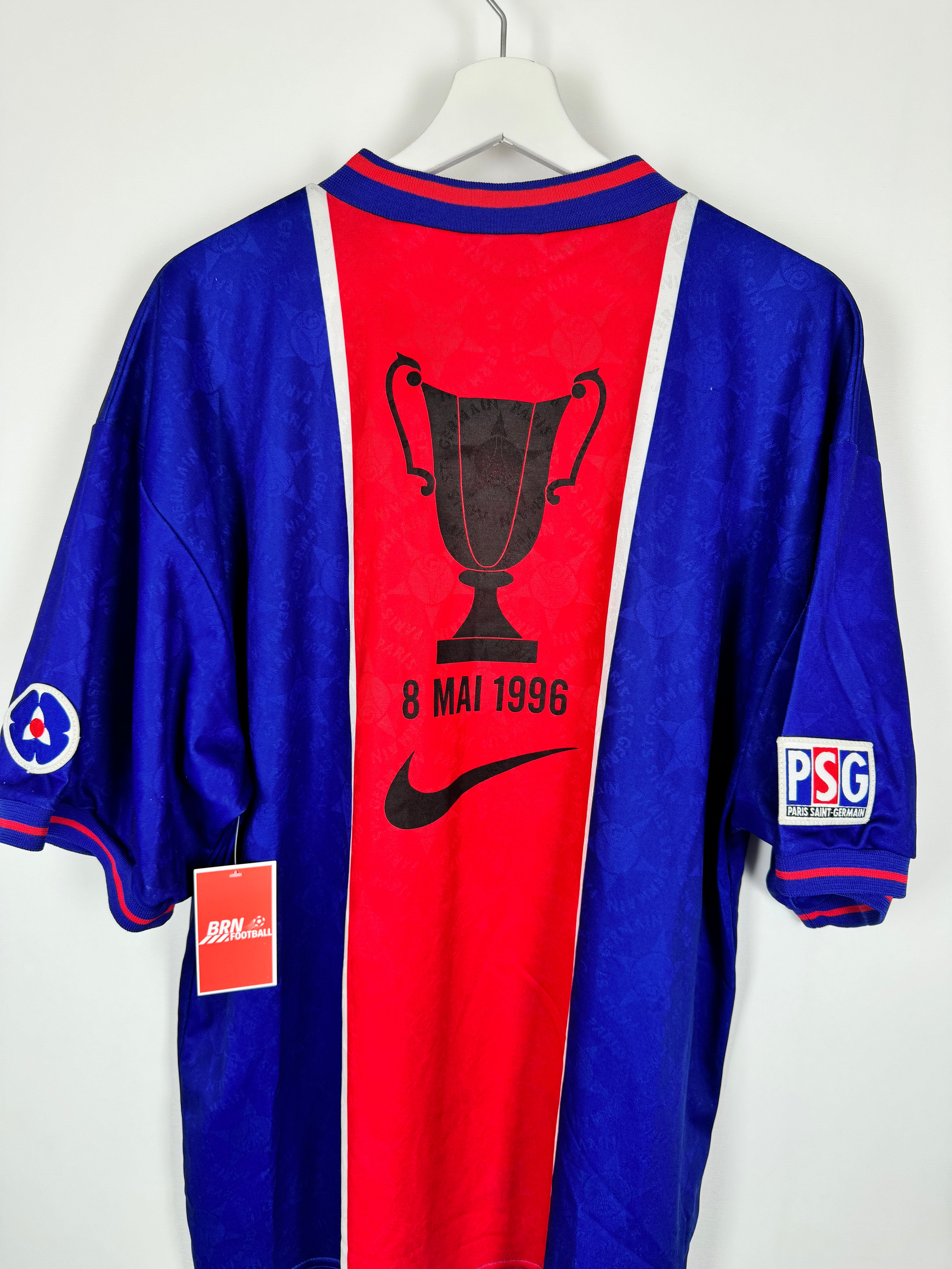 PSG FOOTBALL SHIRT 1995/1996 HOME - MAY 8, 1996 (XL)