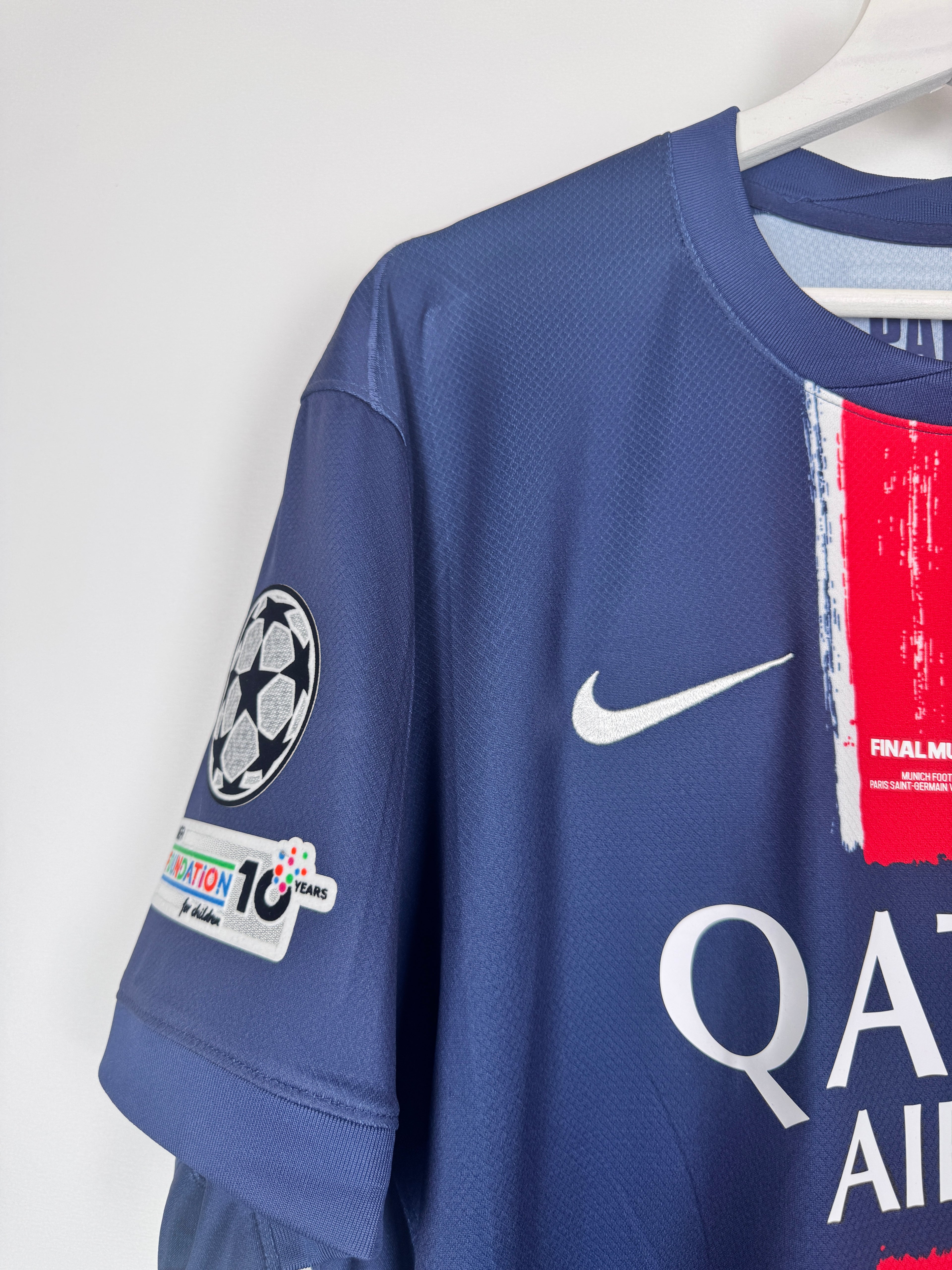 PSG FOOTBALL JERSEY 1997/1998 HOME - NGOTTY #4 (S)
