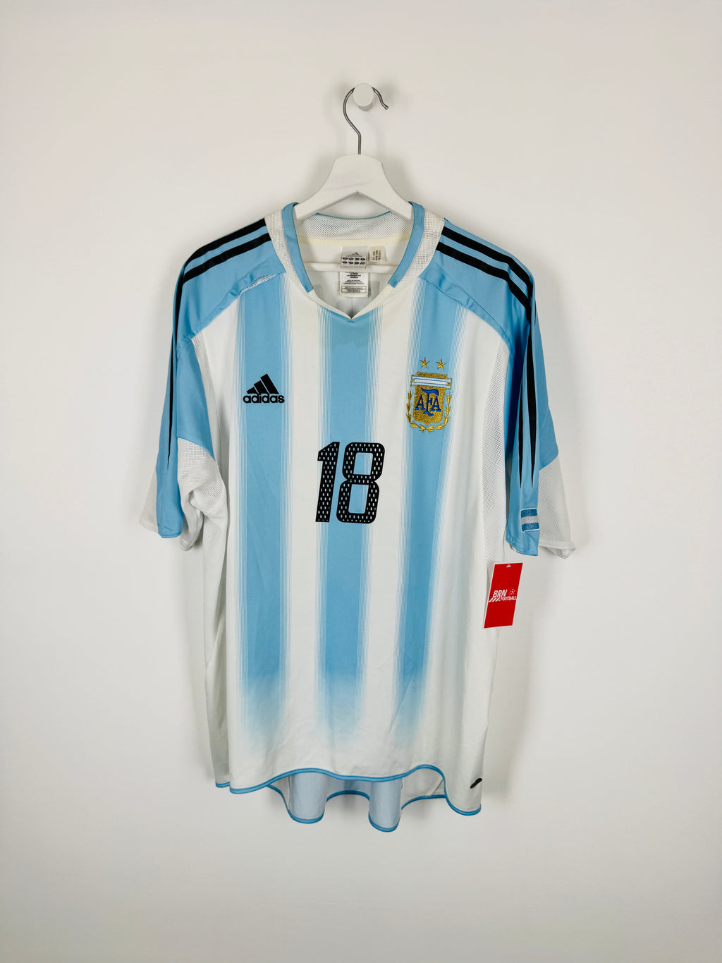 ARGENTINA 2004 HOME FOOTBALL SHIRT - MESSI #18 (XL)
