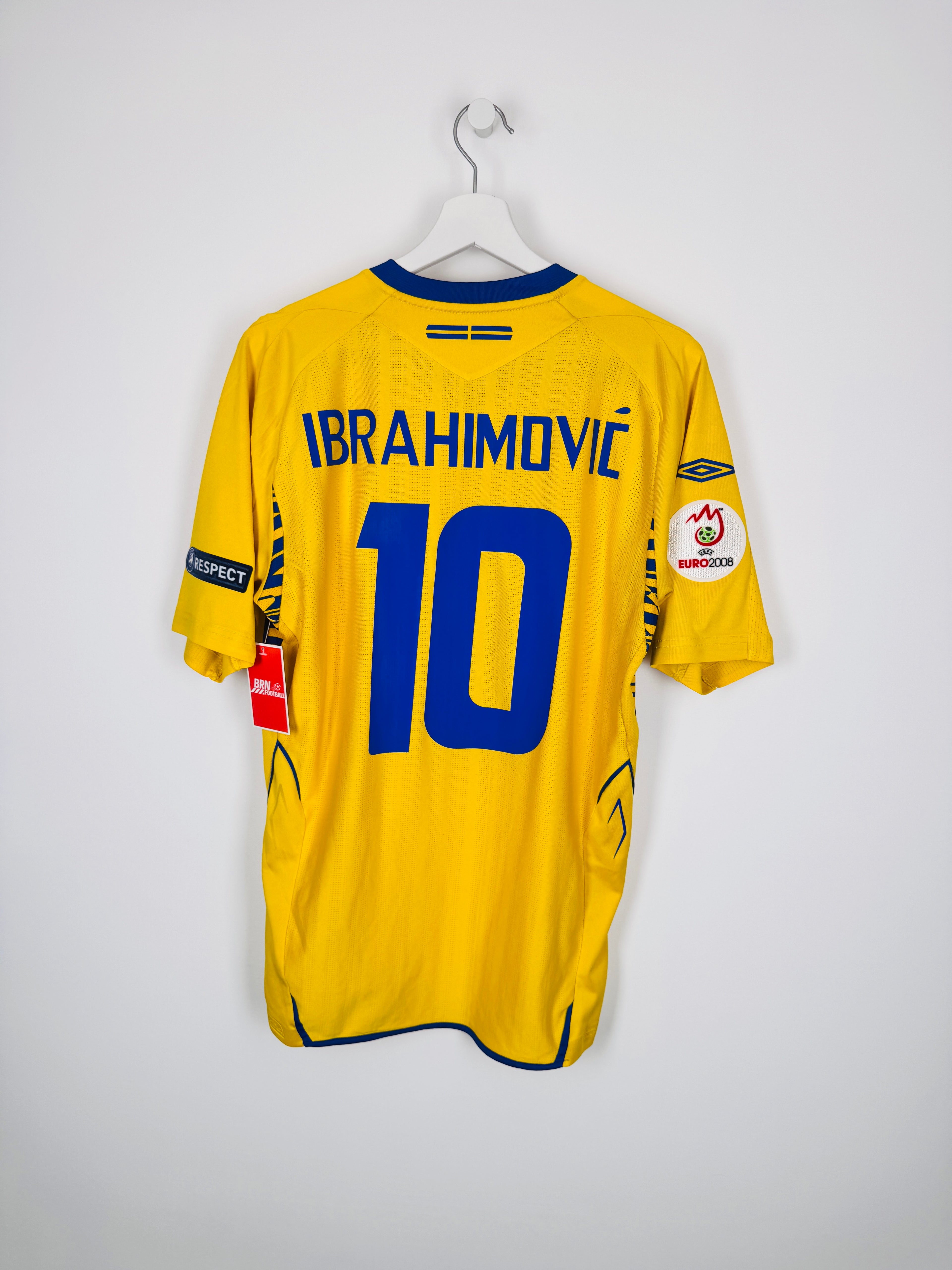 MAILLOT DE FOOTBALL SUÈDE 2008 DOMICILE - ZLATAN IBRAHIMOVIC #10 (M)