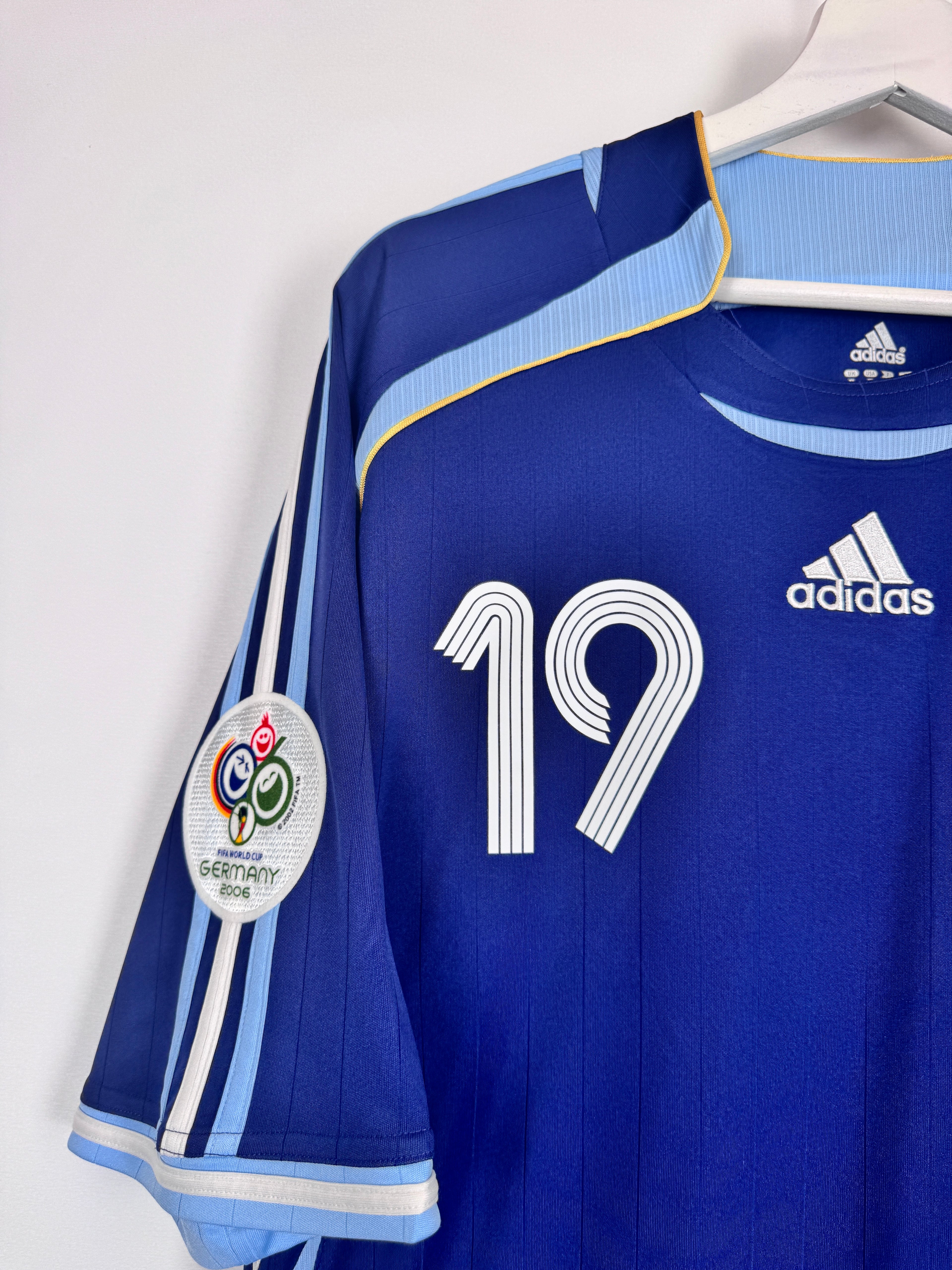 MAILLOT DE FOOTBALL ARGENTINE 2006 EXTÉRIEUR - LEO MESSI #19 (XL)