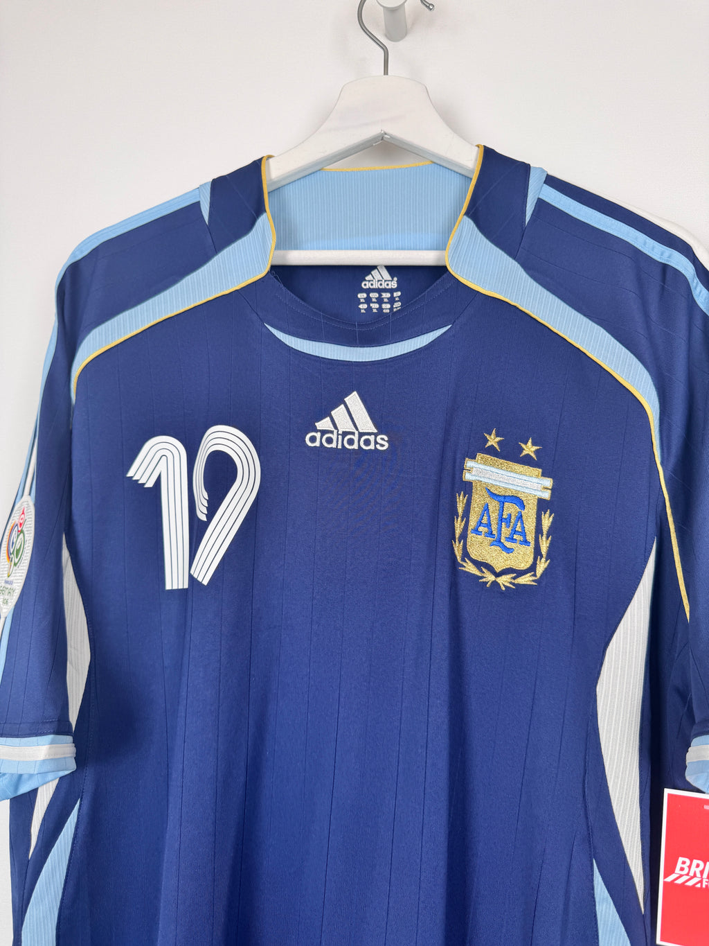 MAILLOT DE FOOTBALL ARGENTINE 2006 EXTÉRIEUR - LEO MESSI #19 (XL)