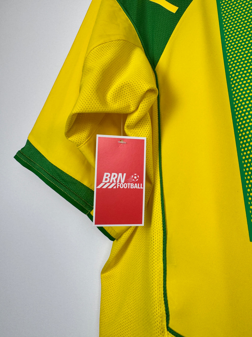 MAILLOT DE FOOTBALL BRÉSIL 2004 DOMICILE - RONALDINHO #10 (L)