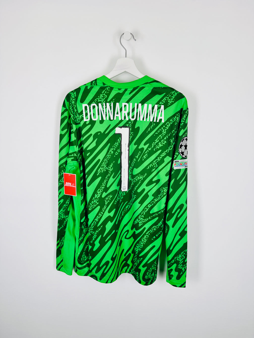 PSG 2024/2025 FOOTBALL JERSEY GOALKEEPER - DONNARUMMA #1 (L)